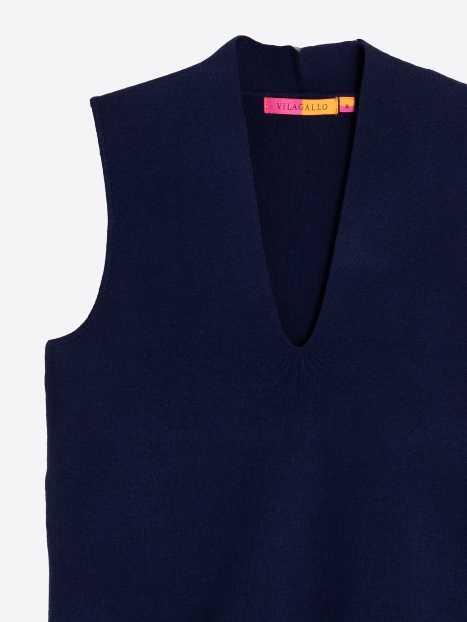TOP MARINO ESCOTE EN V