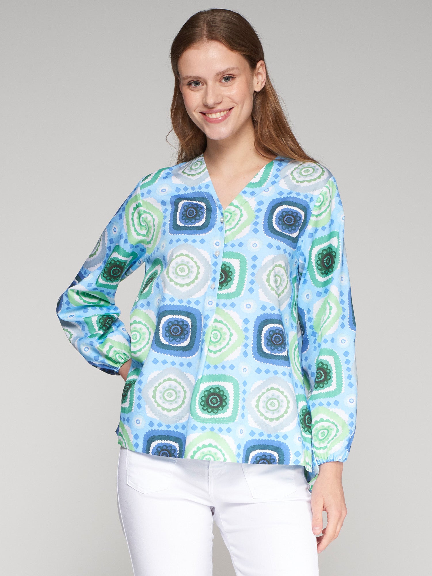 CAMISA EBBA ROSETON AZUL SATIN