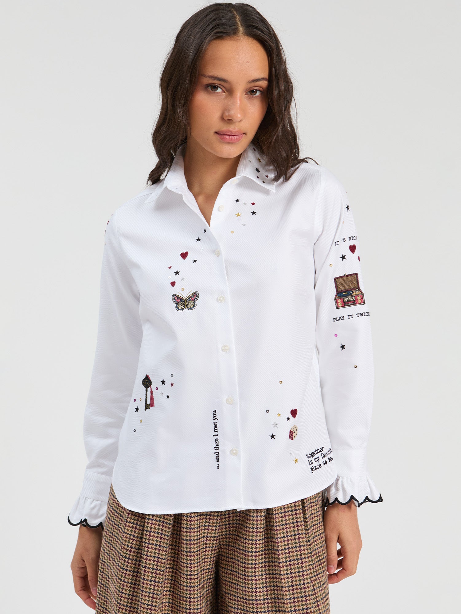 WHITE SHIRT EMBROIDERED HOTEL VILAGALLO