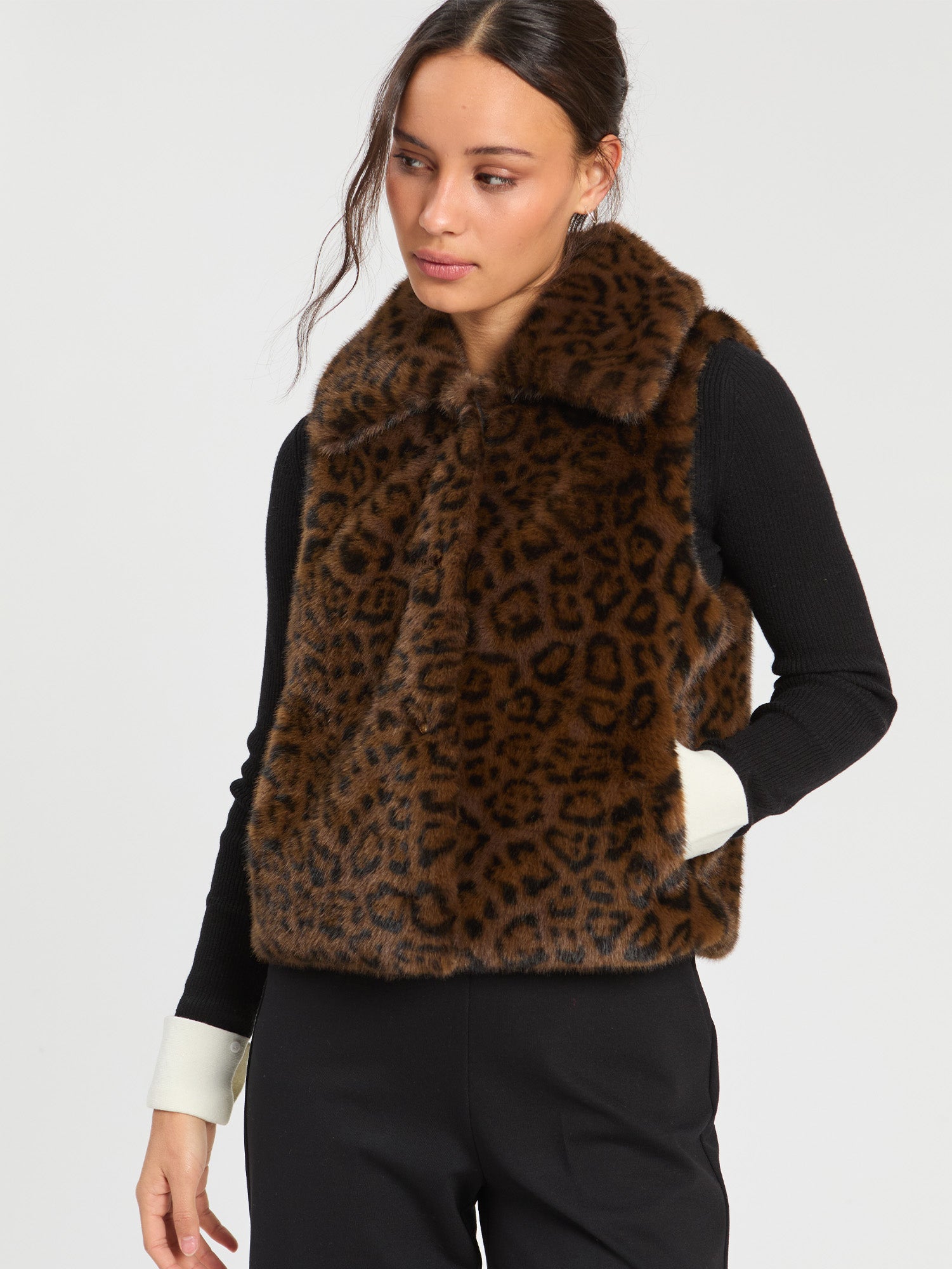 ANIMAL PRINT FAUX FUR VEST