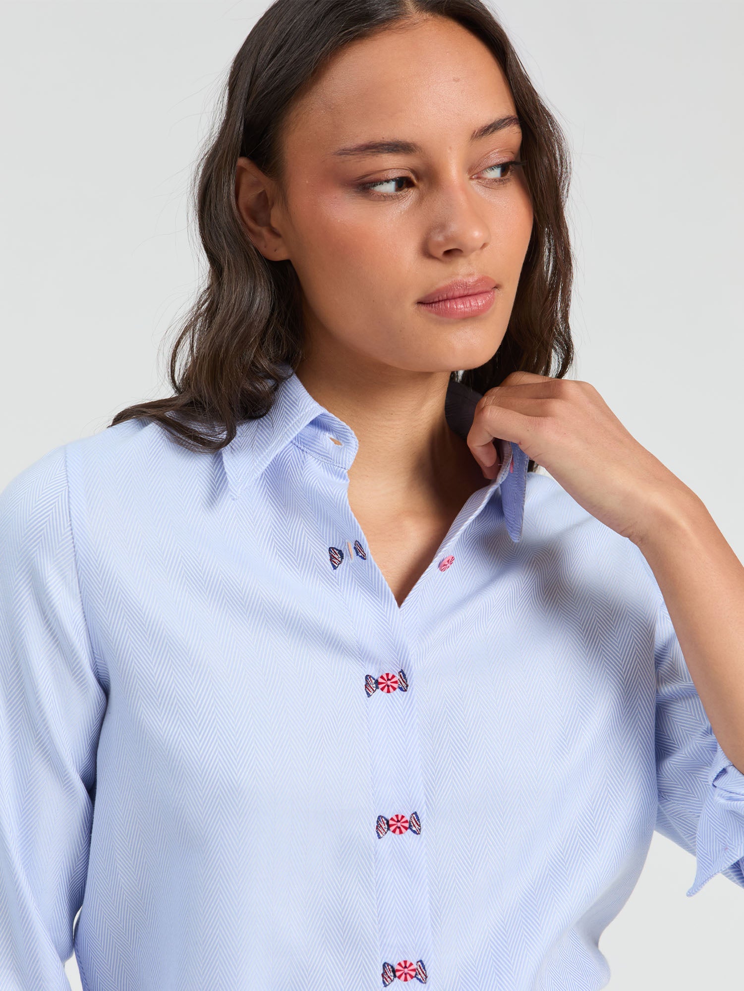 HERRINGBONE BLUE EMBROIDERED SHIRT