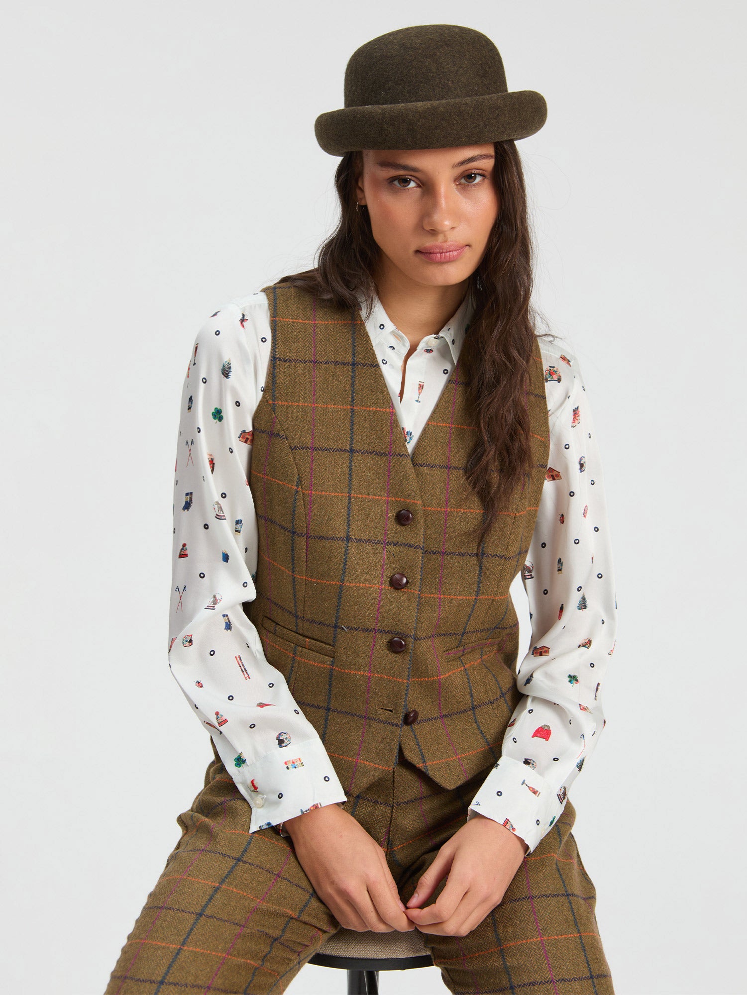 PLAID CAMEL VEST