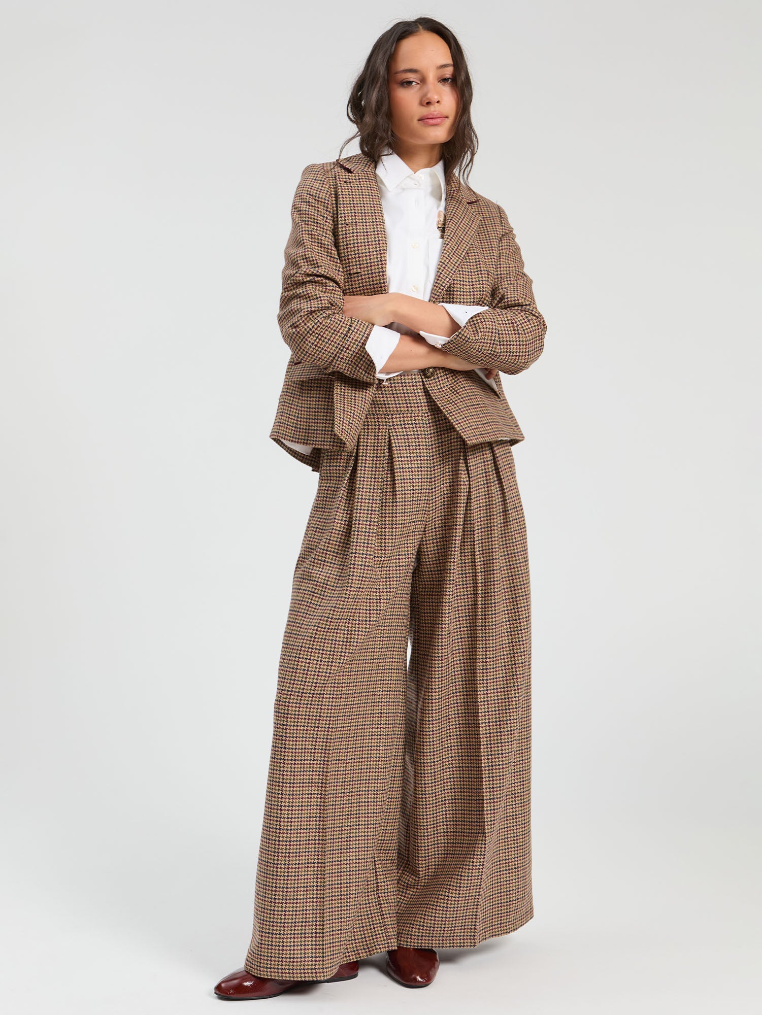 BURGUNDY HOUNDSTOOTH JACKET