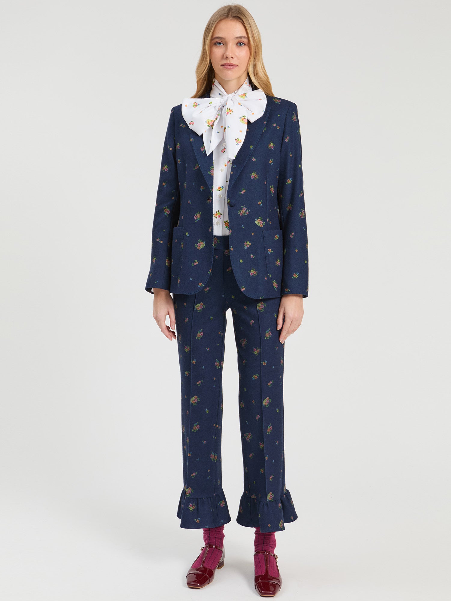 FLORAL NAVY TROUSERS