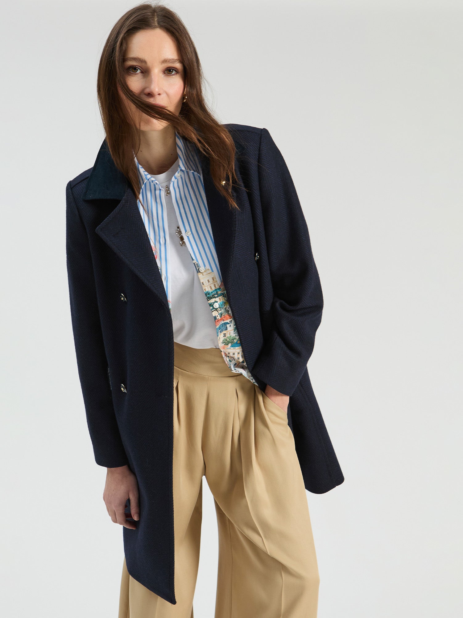 HERRINGBONE NAVY COAT