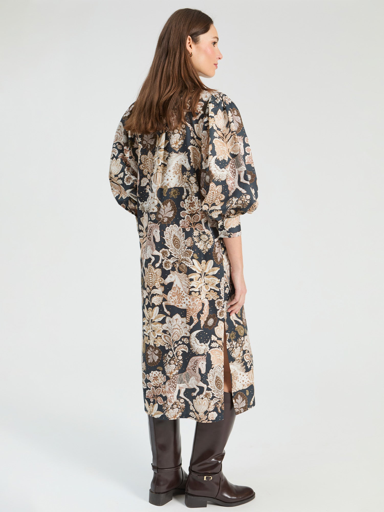 BLACK AND BEIGE HORSE MIDI DRESS