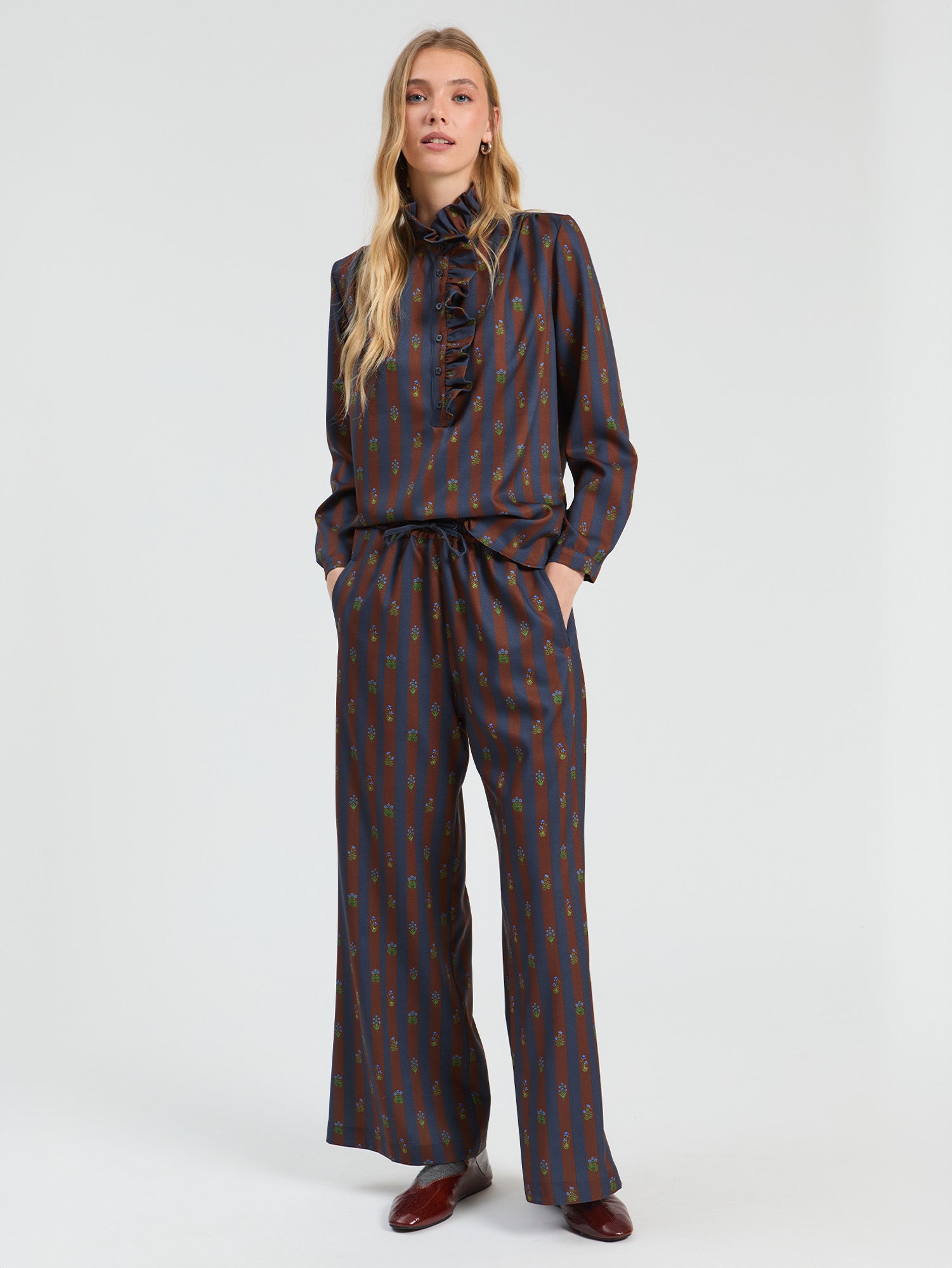INDIAN FLORAL STRIPE TROUSERS