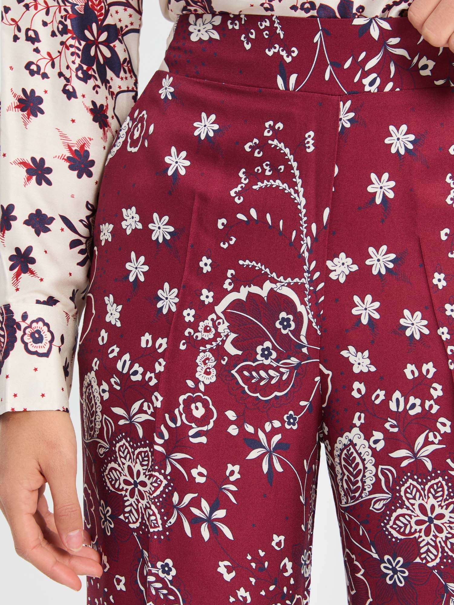 BURGUNDY STAR FLOWER TROUSERS