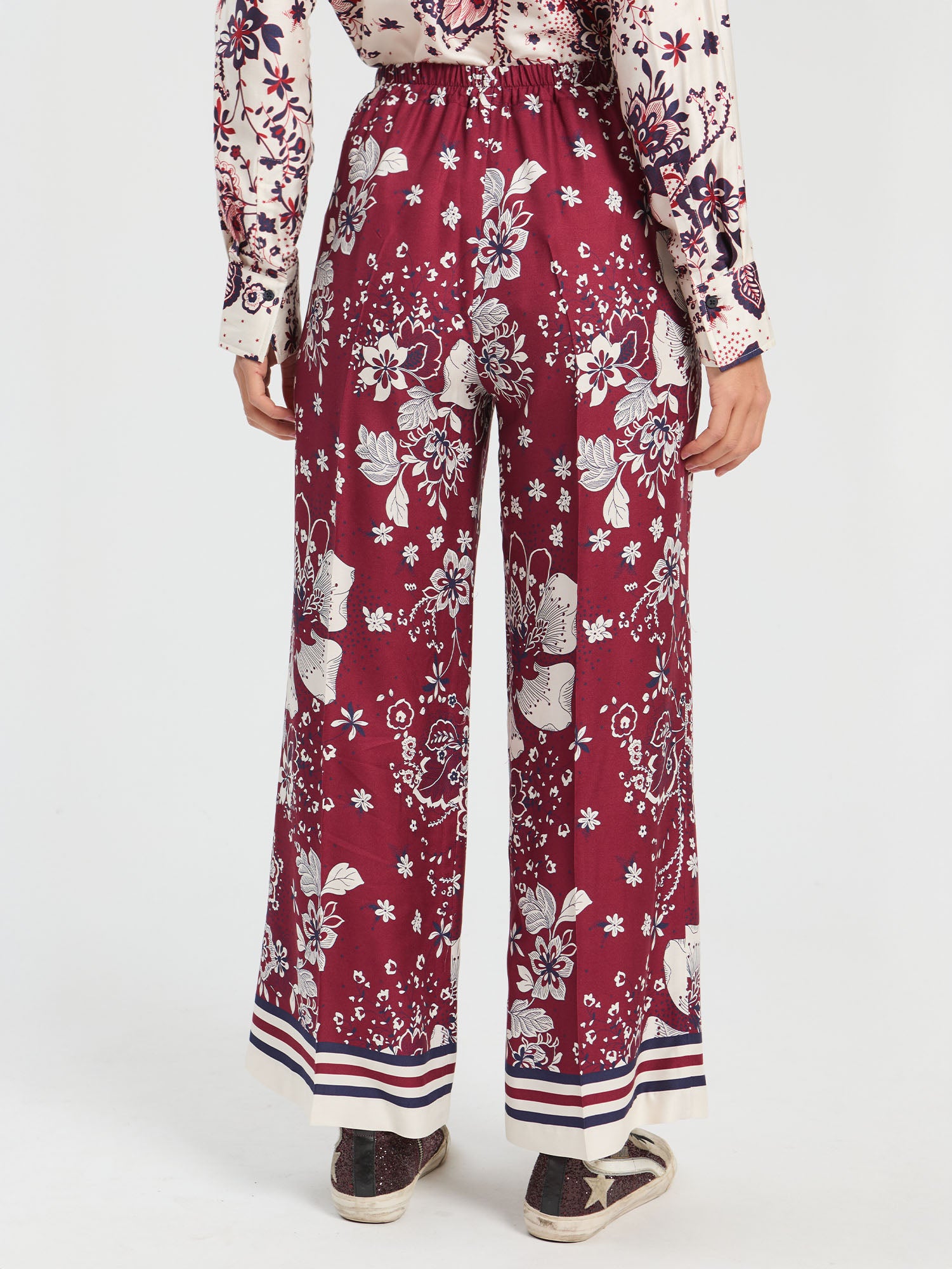BURGUNDY STAR FLOWER TROUSERS