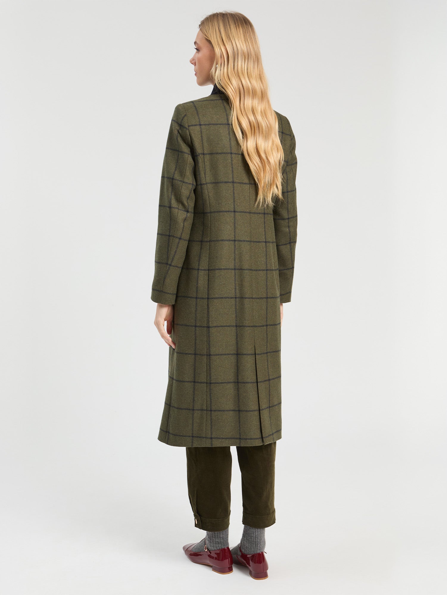 GREEN AND BLACK PLAID COAT