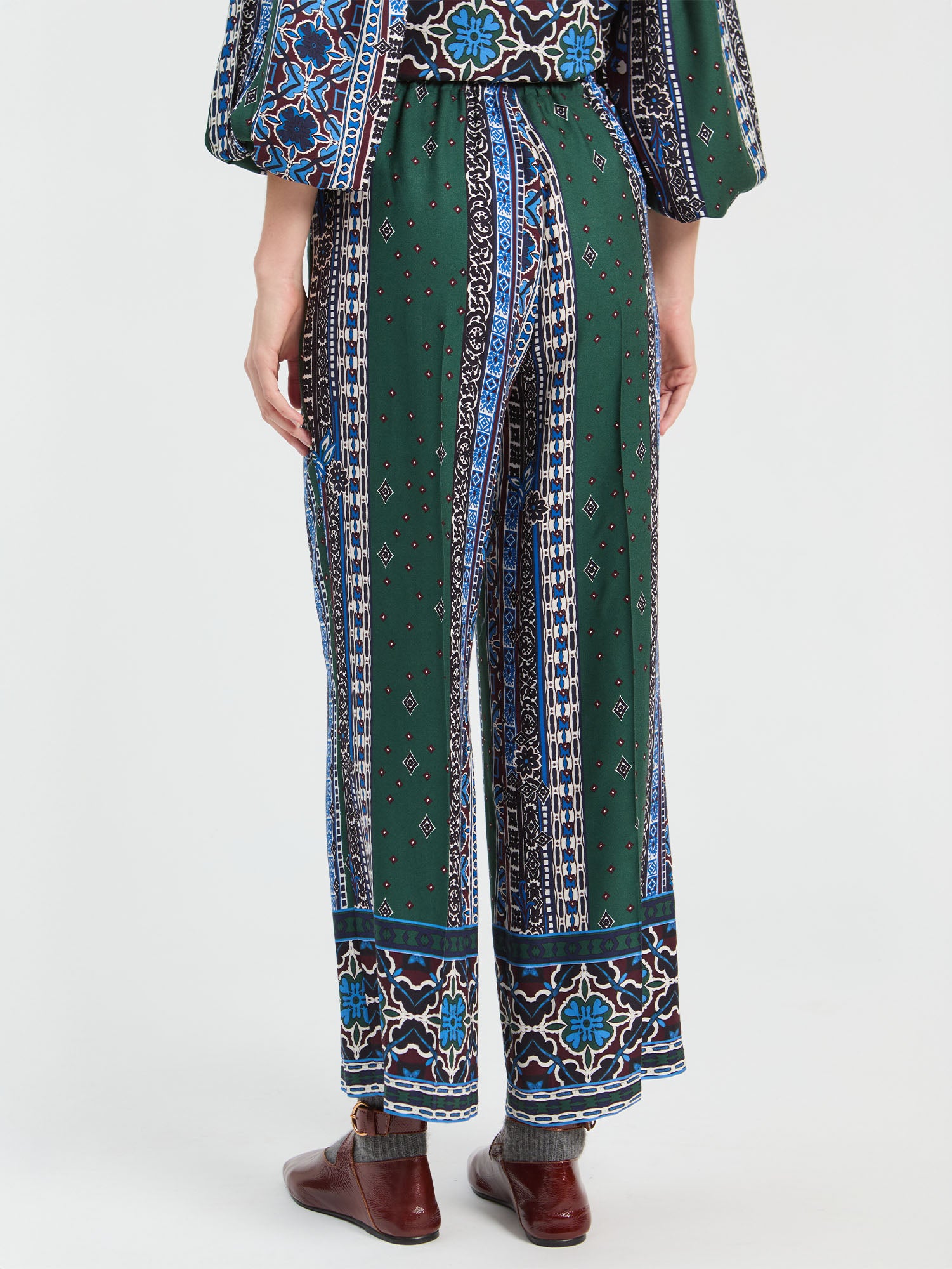 BORDER AND FLOWER TROUSERS