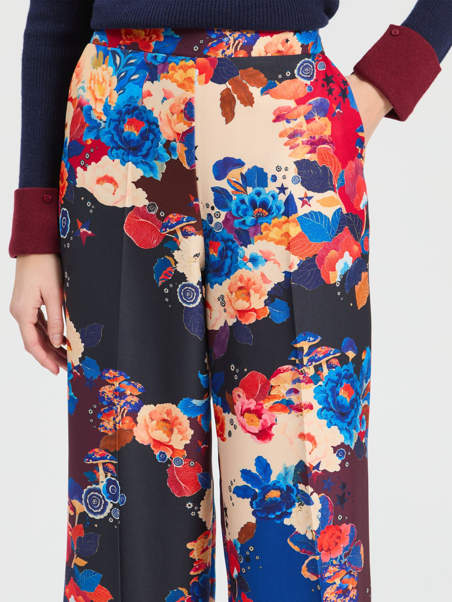 FLOWER AND MUSHROOM TROUSERS