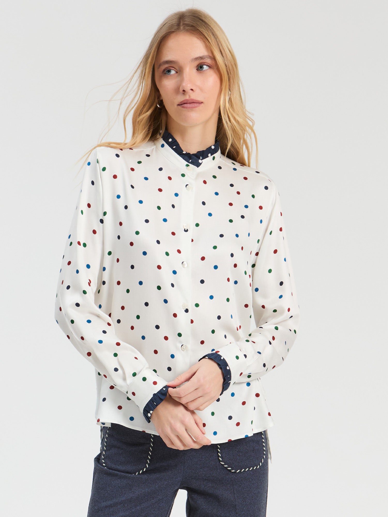WHITE POLKA DOT SHIRT HOTEL VILAGALLO
