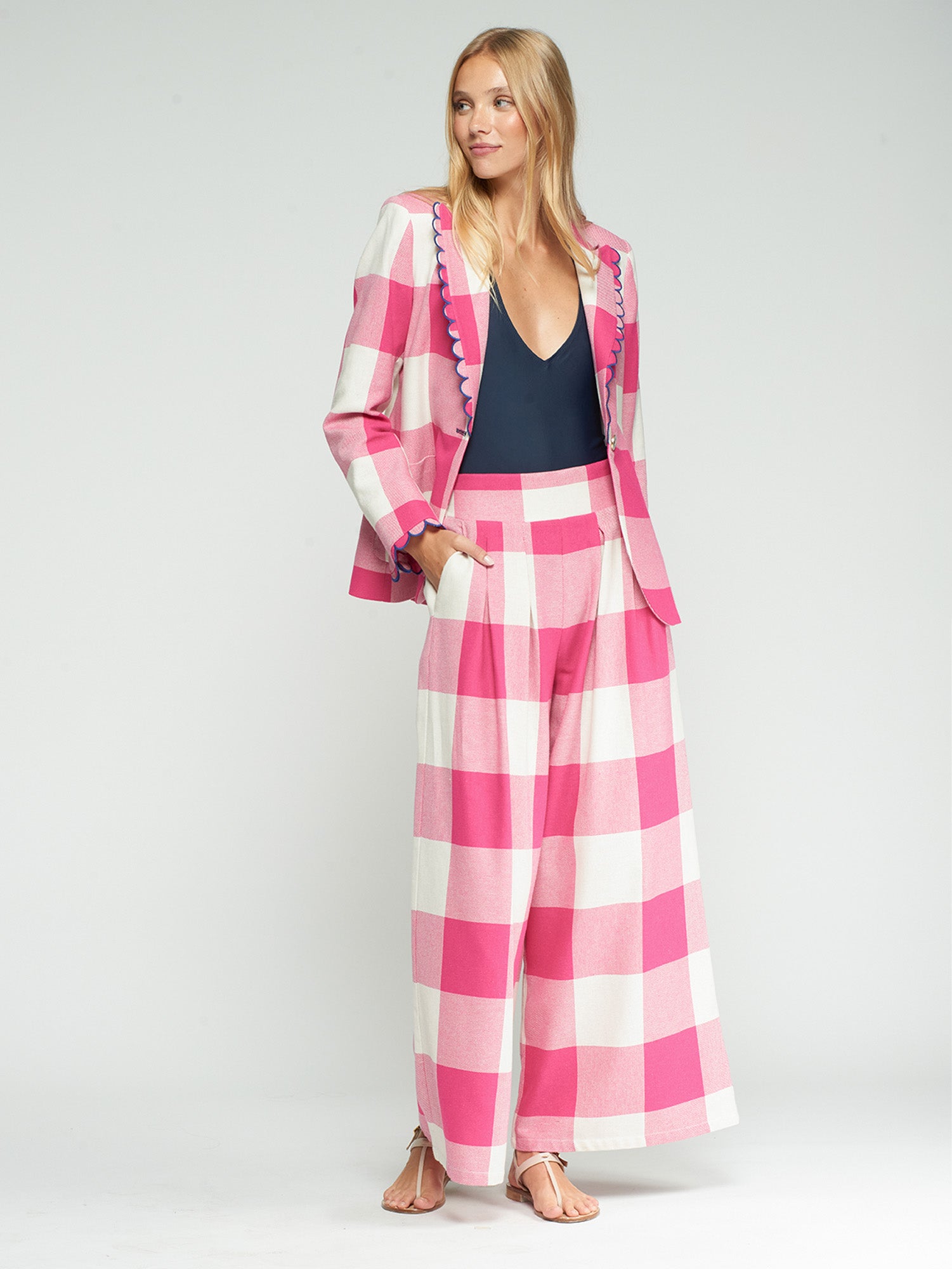 CHAQUETA CUADROS ROSA RIBETE ONDULADO