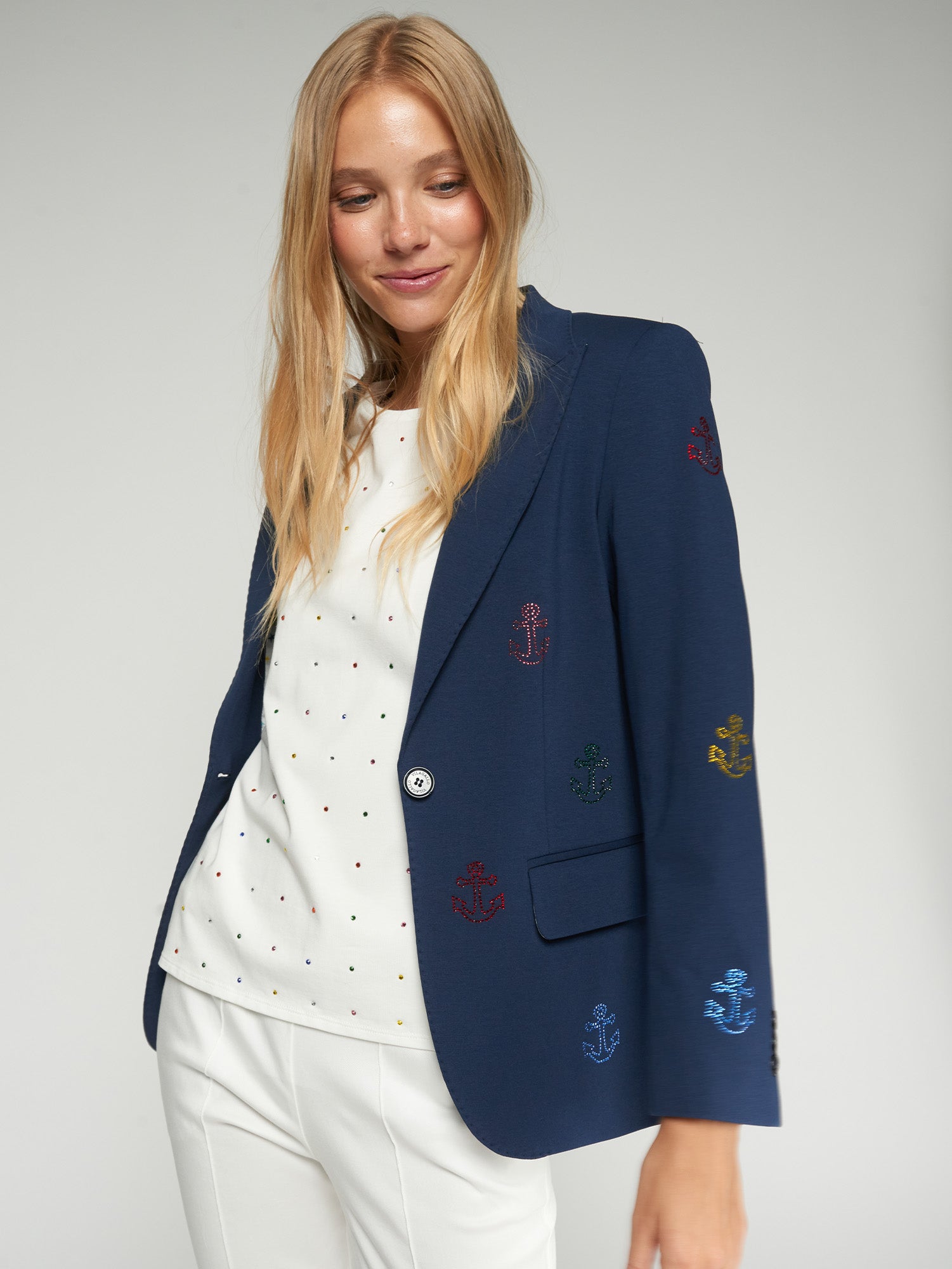 CHAQUETA AZUL MARINO ANCLAS BORDADAS