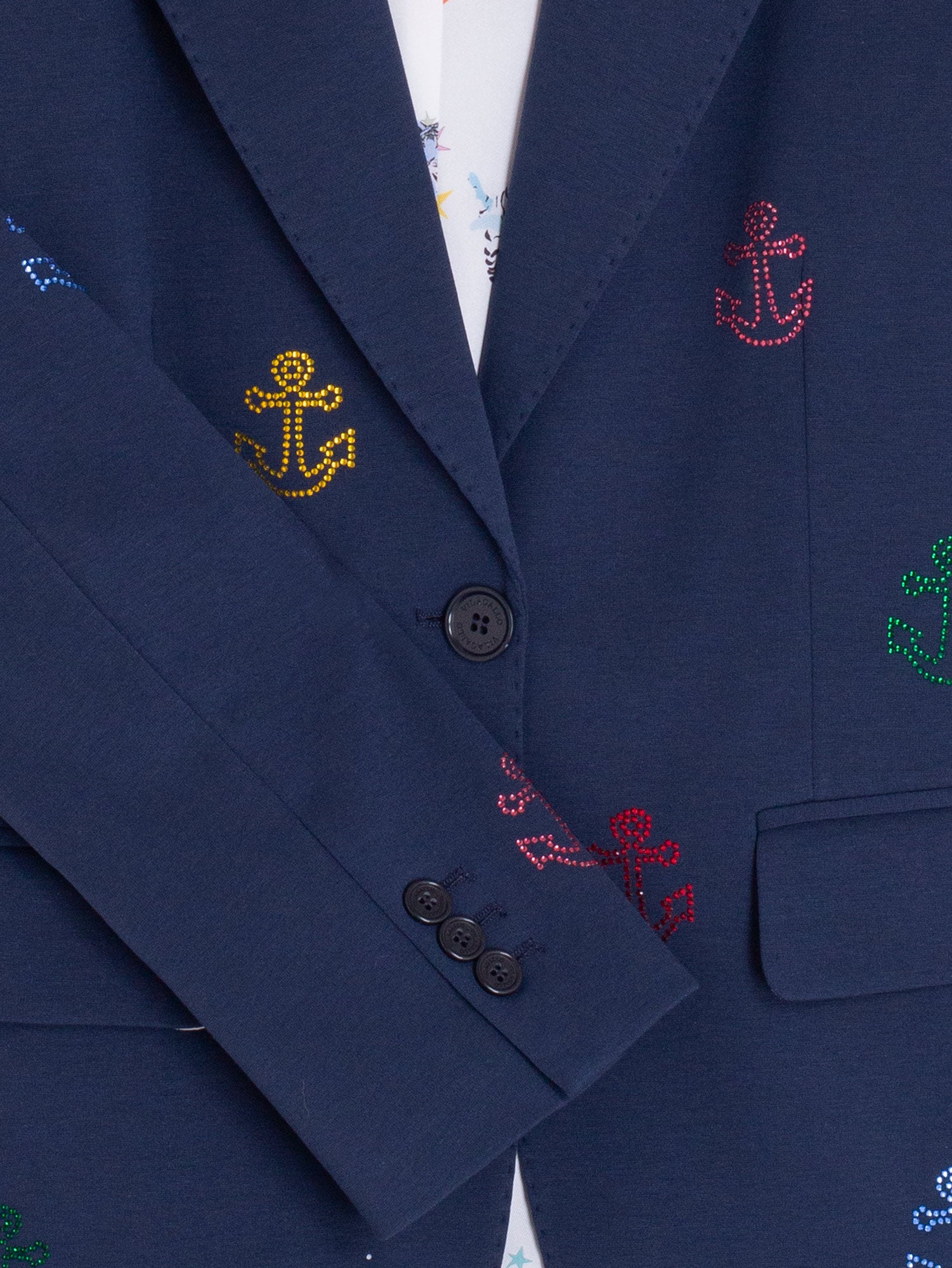 CHAQUETA AZUL MARINO ANCLAS BORDADAS
