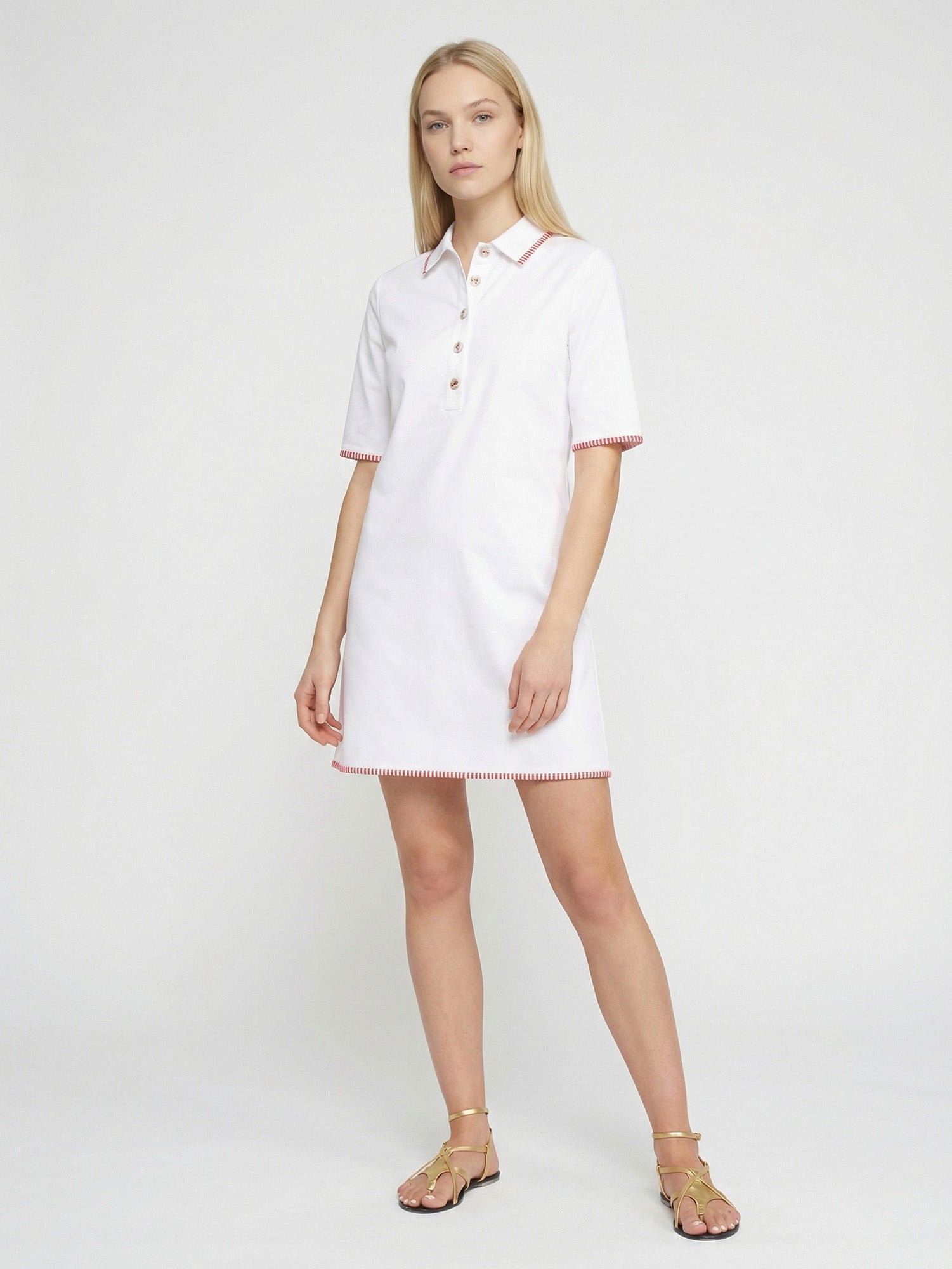 VESTIDO BLANCO DETALLES ROJOS