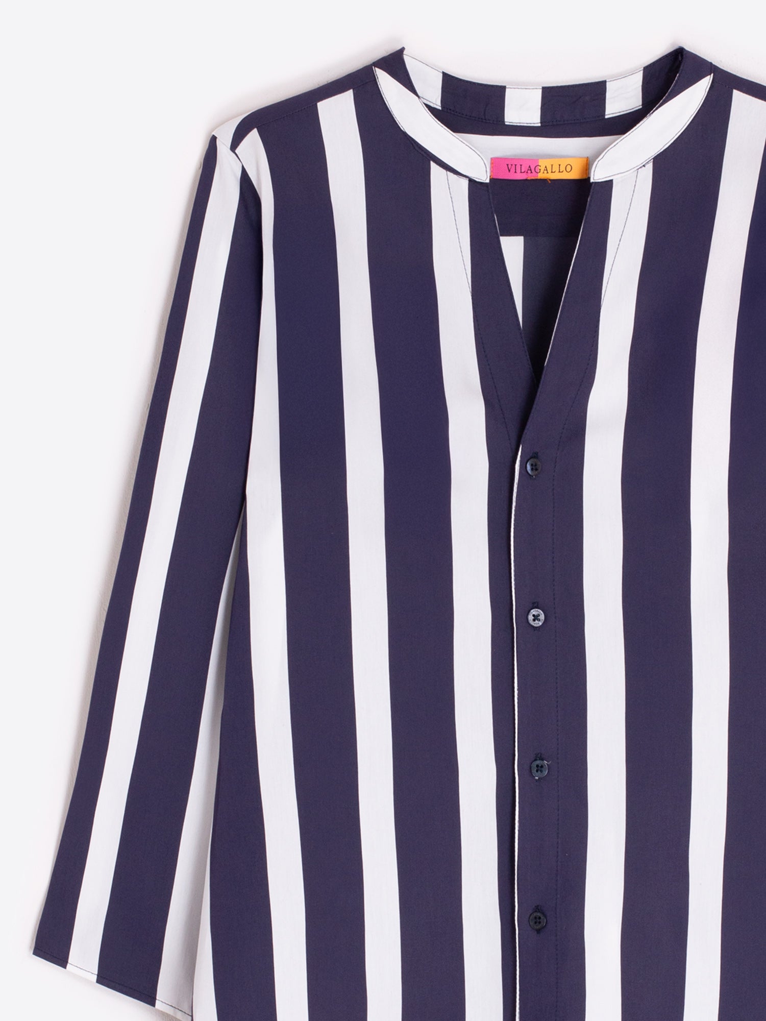 CAMISA RAYAS MARINO Y BLANCO CUELLO ABIERTO