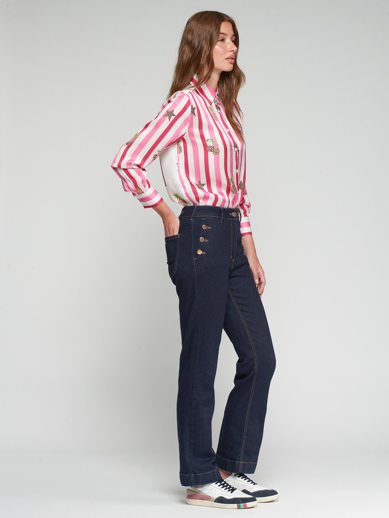 PANTALÓN DENIM STRAIGHT BOTONES LATERALES