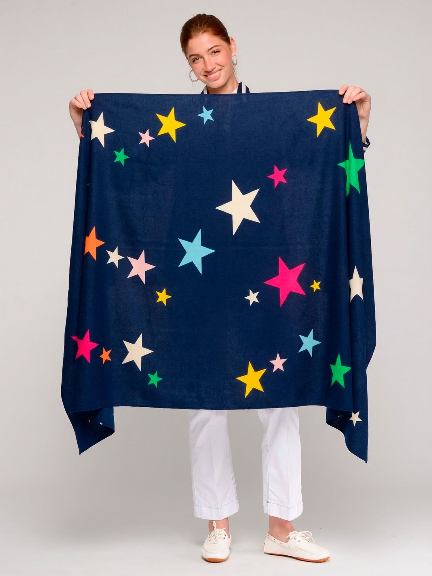 MULTICOLORED STAR MARINE SCARF
