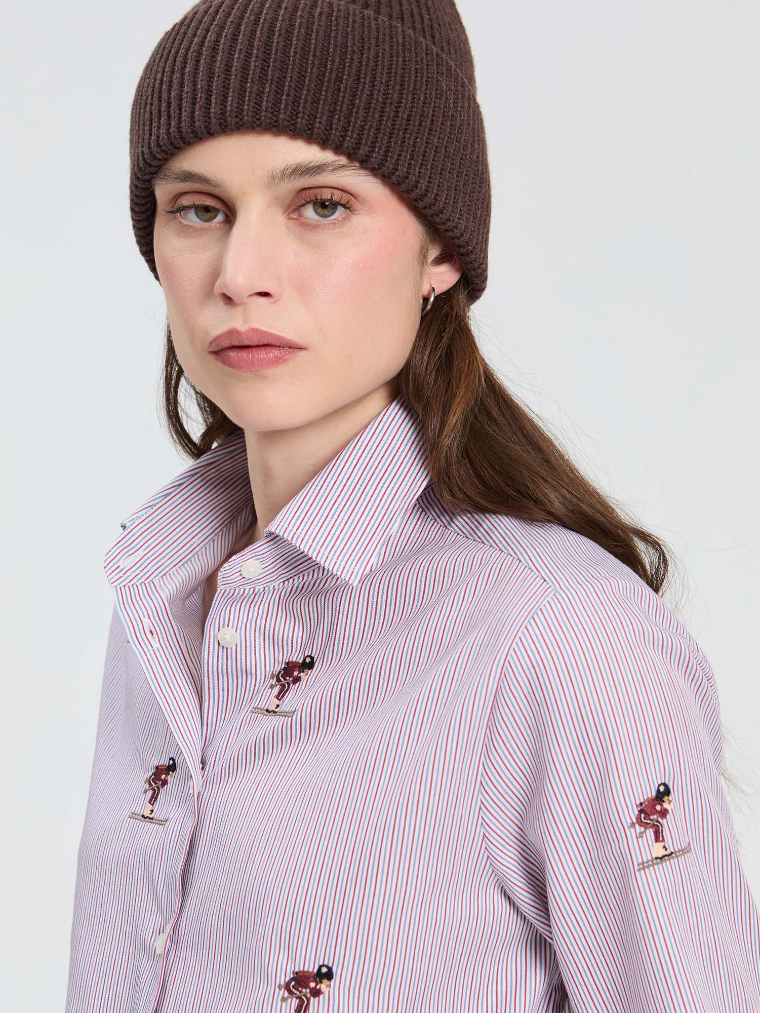 CAMISA DE RAYAS BICOLOR BORDADO ESQUI