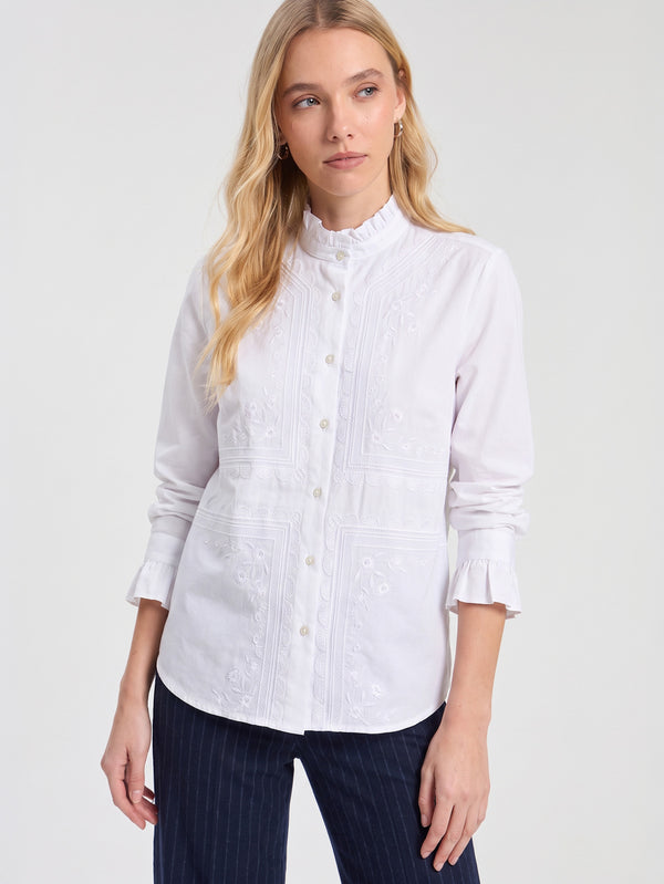 CAMISA BLANCA DETALLES BORDADOS