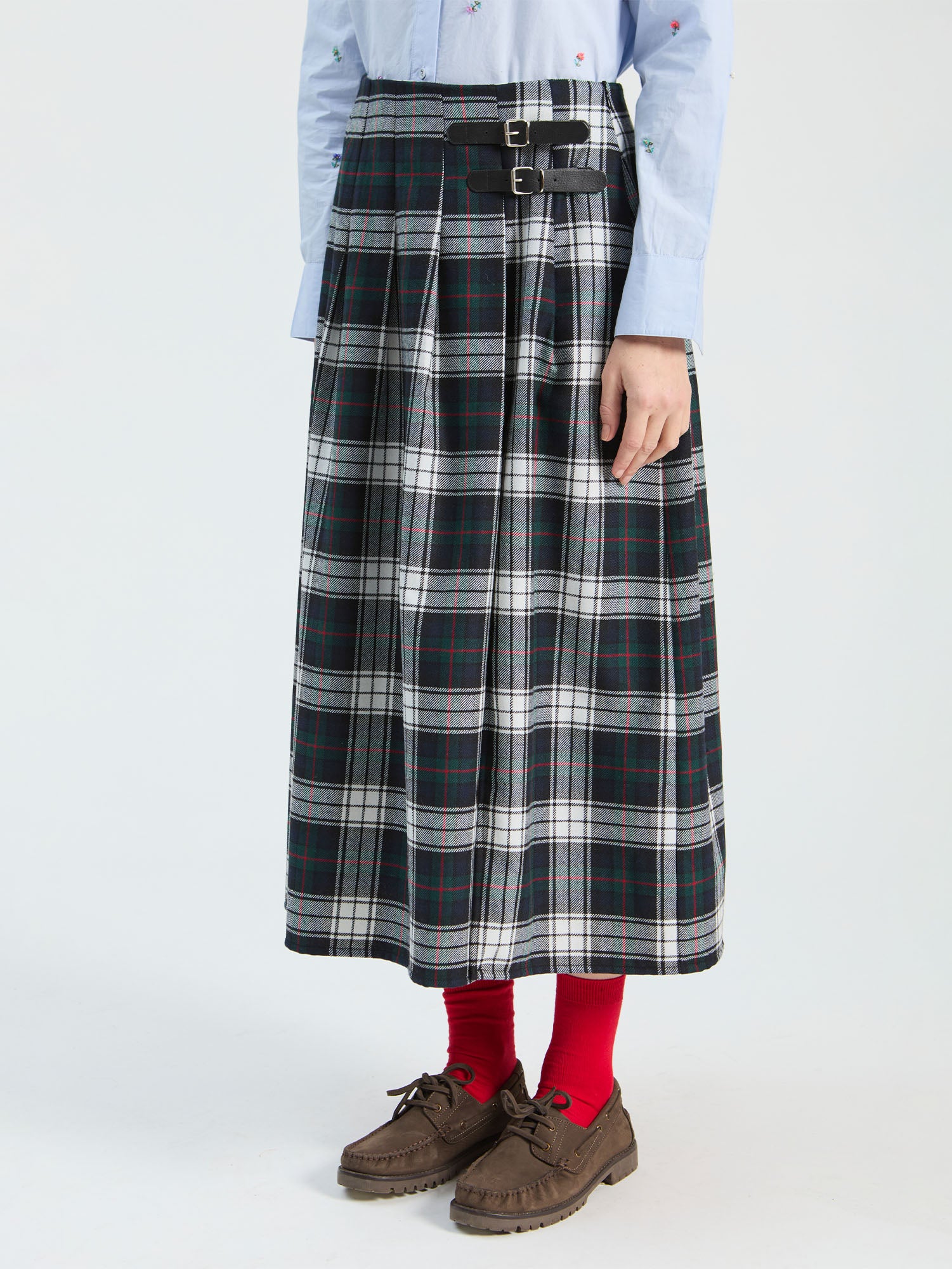 LONG SCOTTISH SKIRT BUCKLES