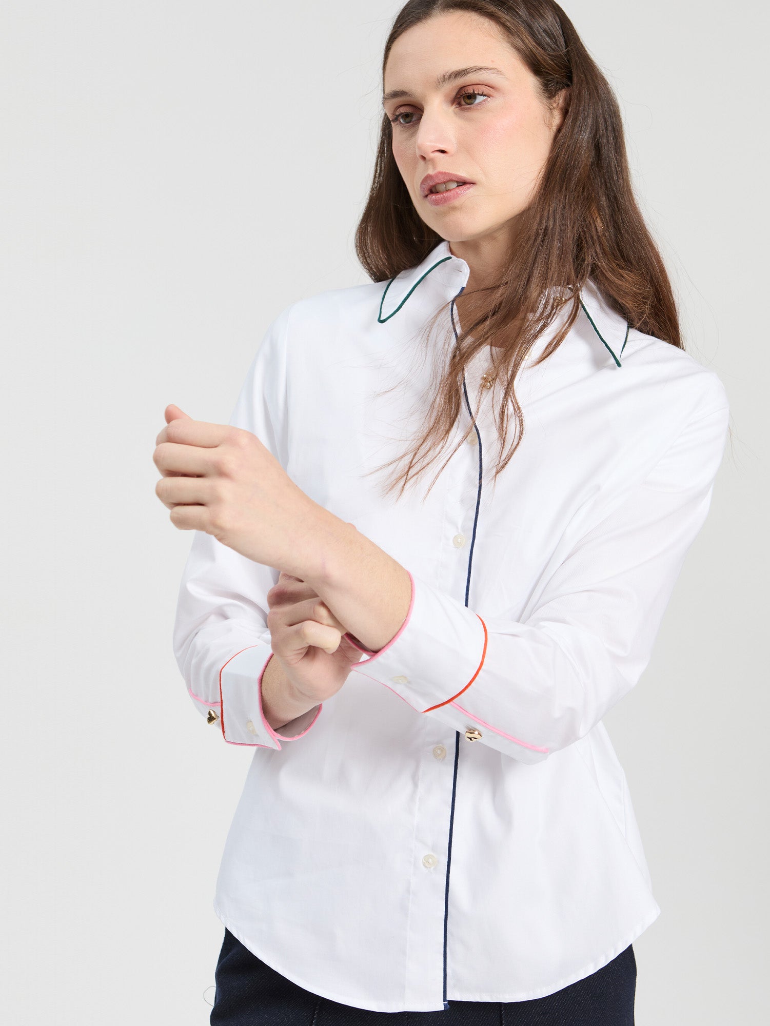 WHITE SHIRT CONTRAST PIPING