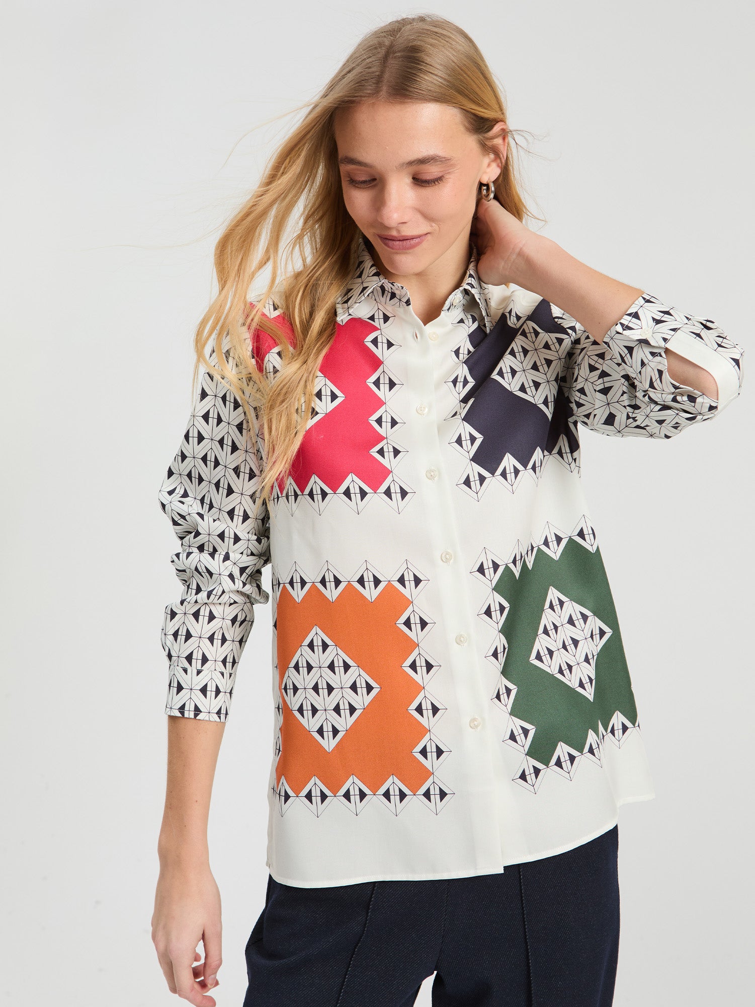 CAMISA GEOMÉTRICA ROMBO MULTICOLOR