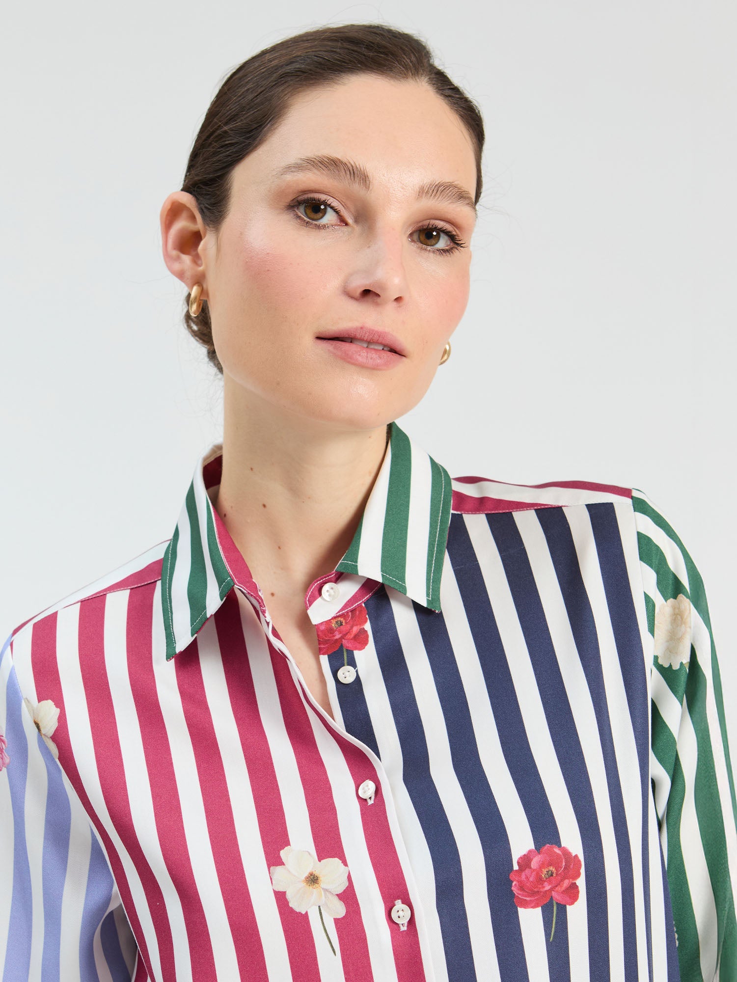 CAMISA DE RAYAS MULTICOLOR FLORES