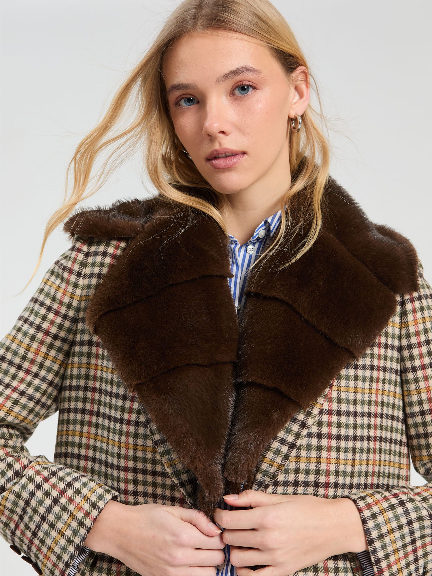 YELLOW HOUNDSTOOTH COAT