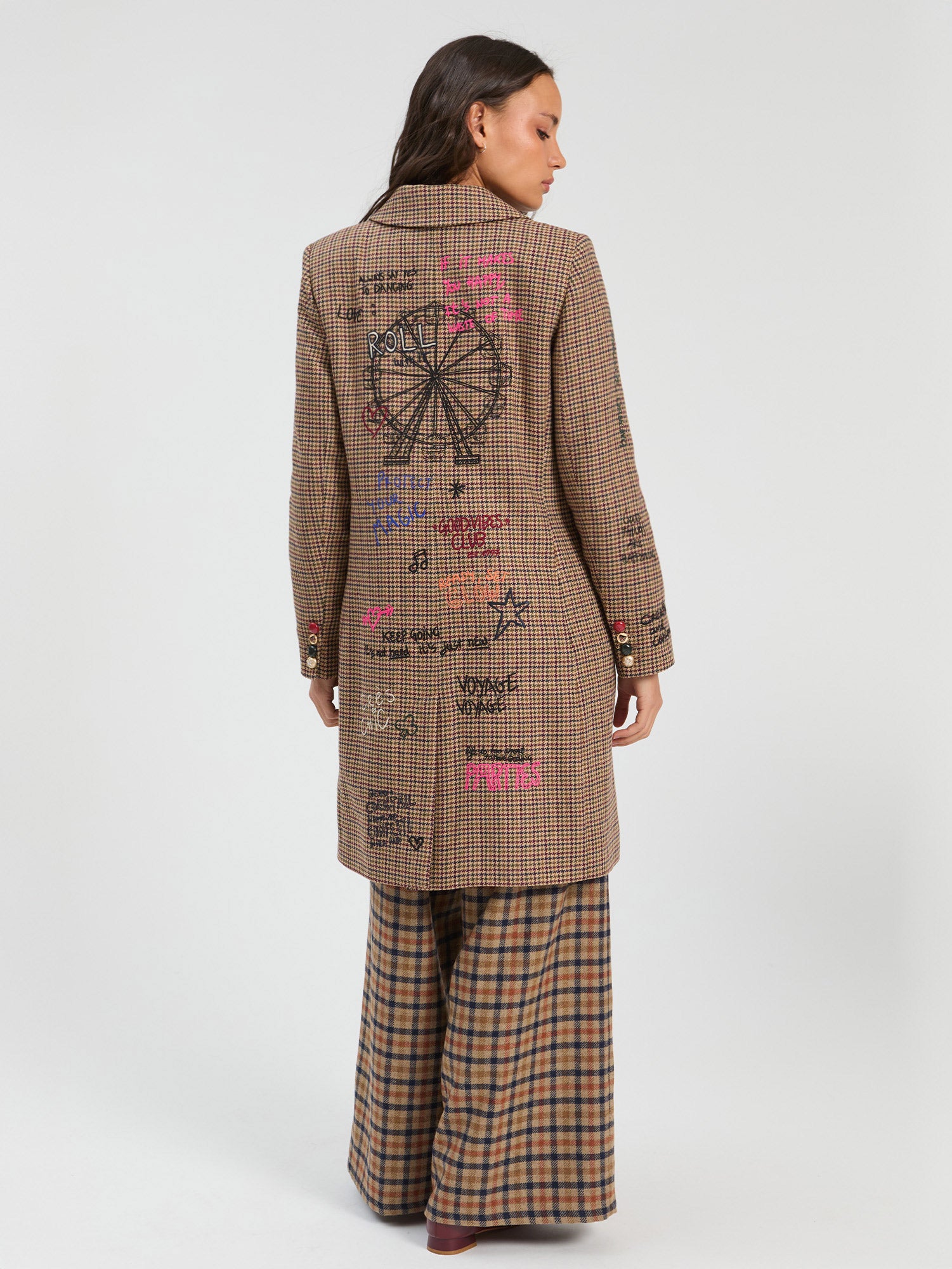 HOUNDSTOOTH BURGUNDY NORIA COAT