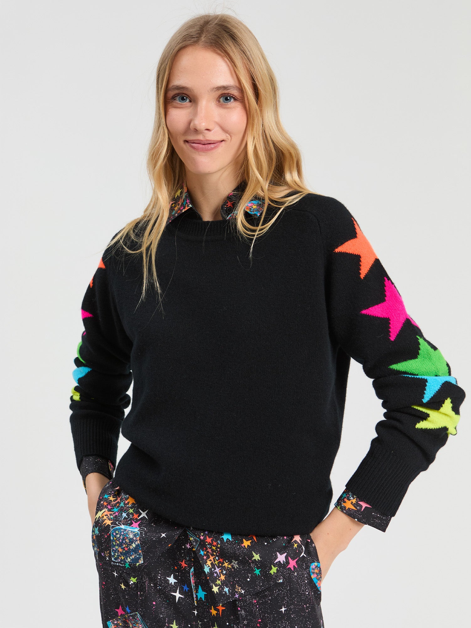 BLACK INTARSIA STARS JUMPER