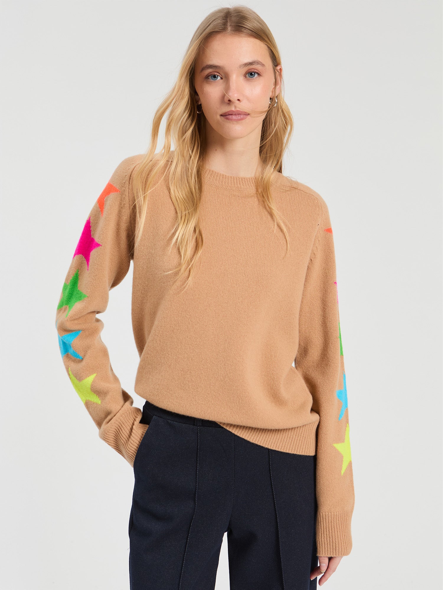 BEIGE INTARSIA STAR JUMPER