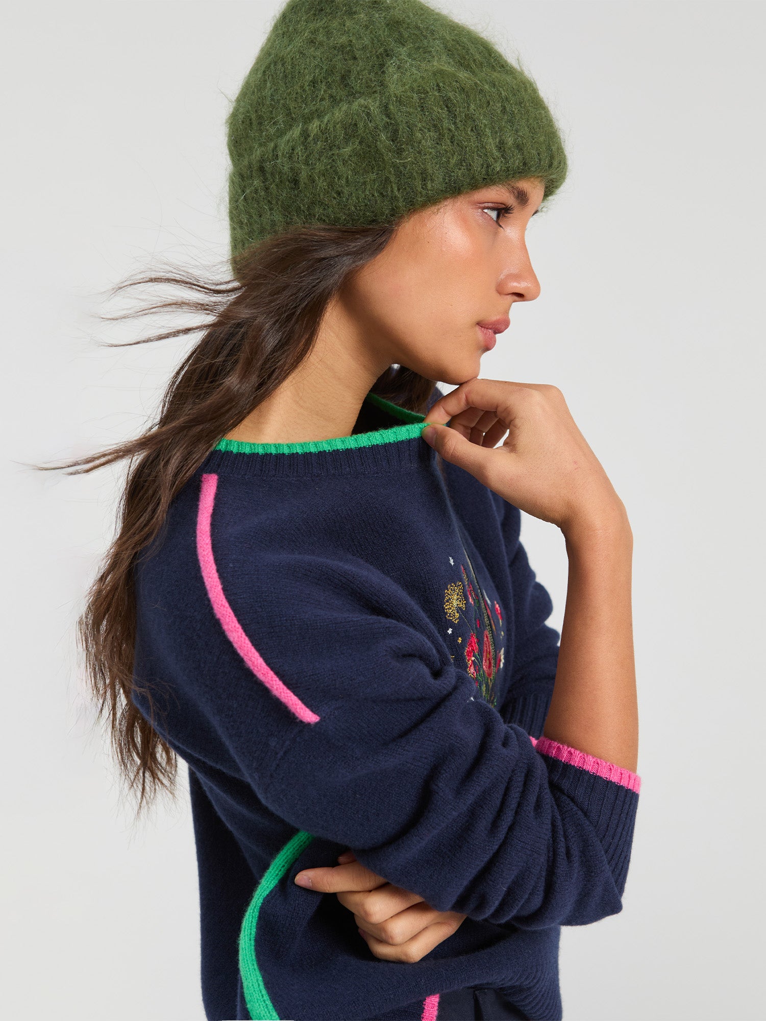 NAVY EMBROIDERED GUITAR JUMPER