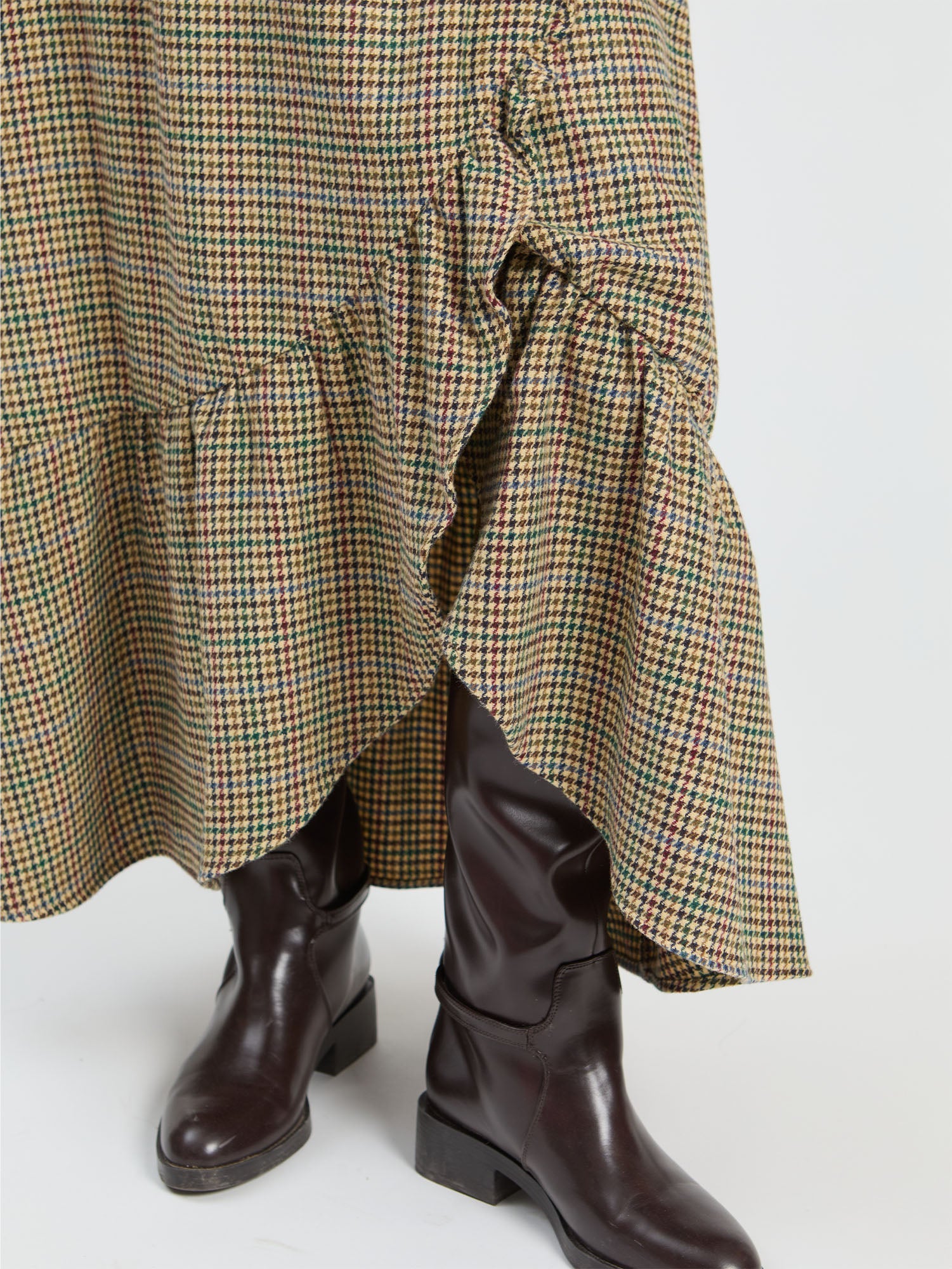CAMEL HOUNDSTOOTH RUFFLE MIDI SKIRT