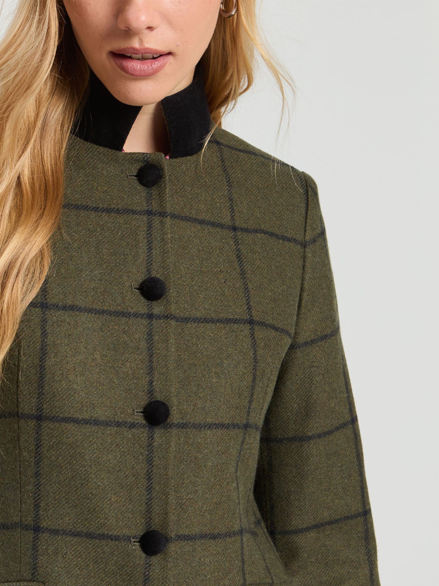 GREEN AND BLACK PLAID COAT