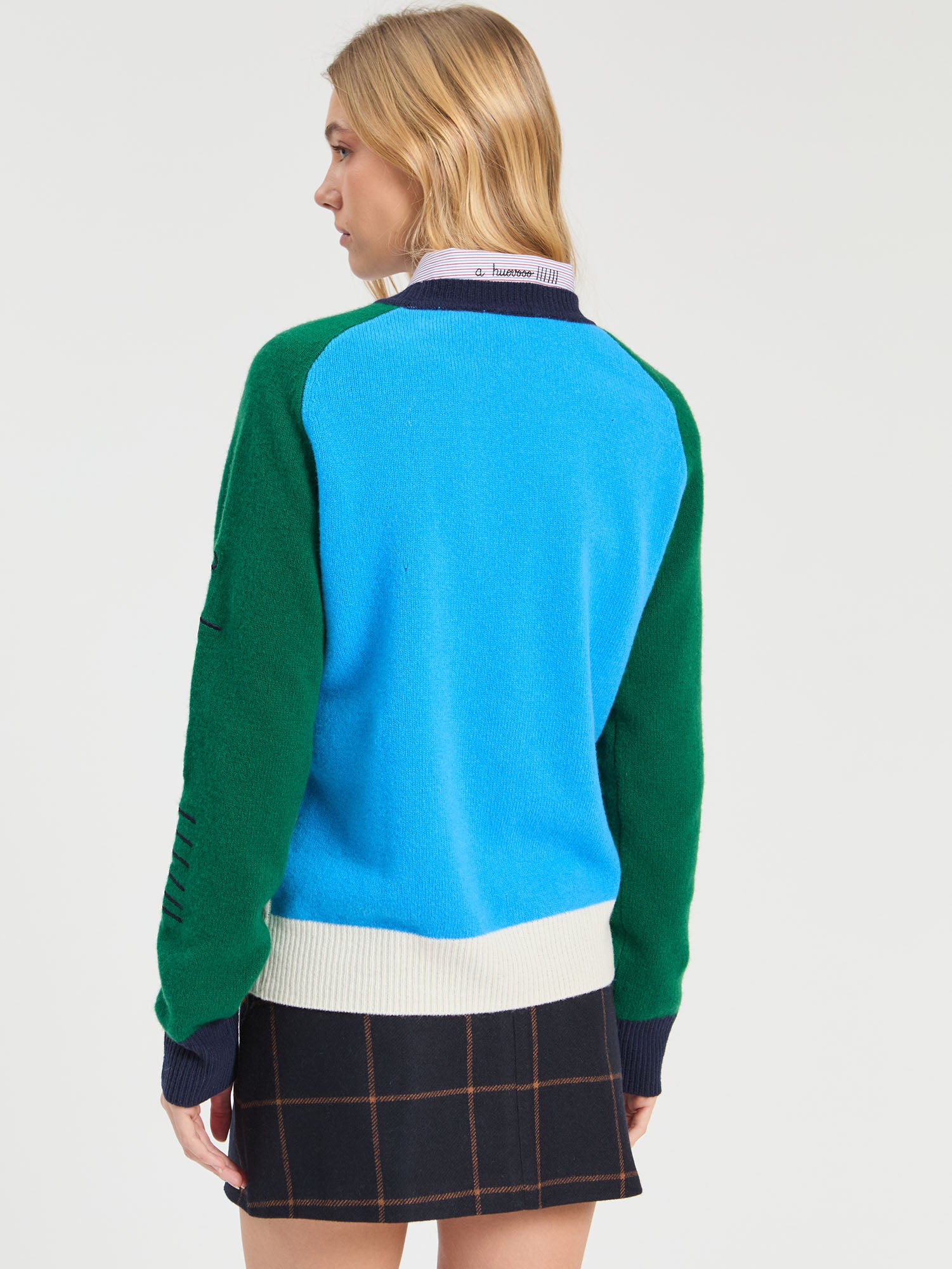 JERSEY BORDADO SKI VERDE Y AZUL