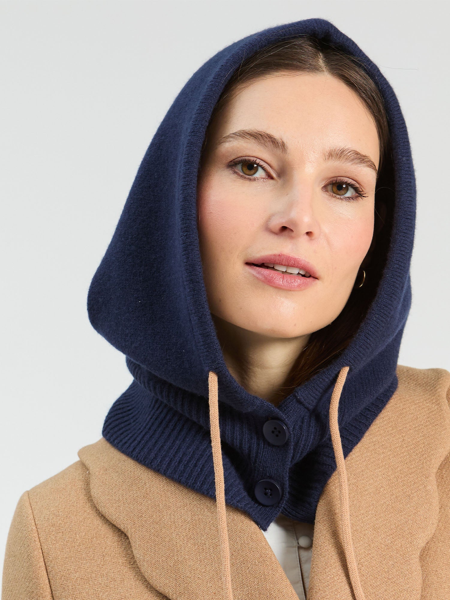 NAVY AND GREY KNITTED HOOD