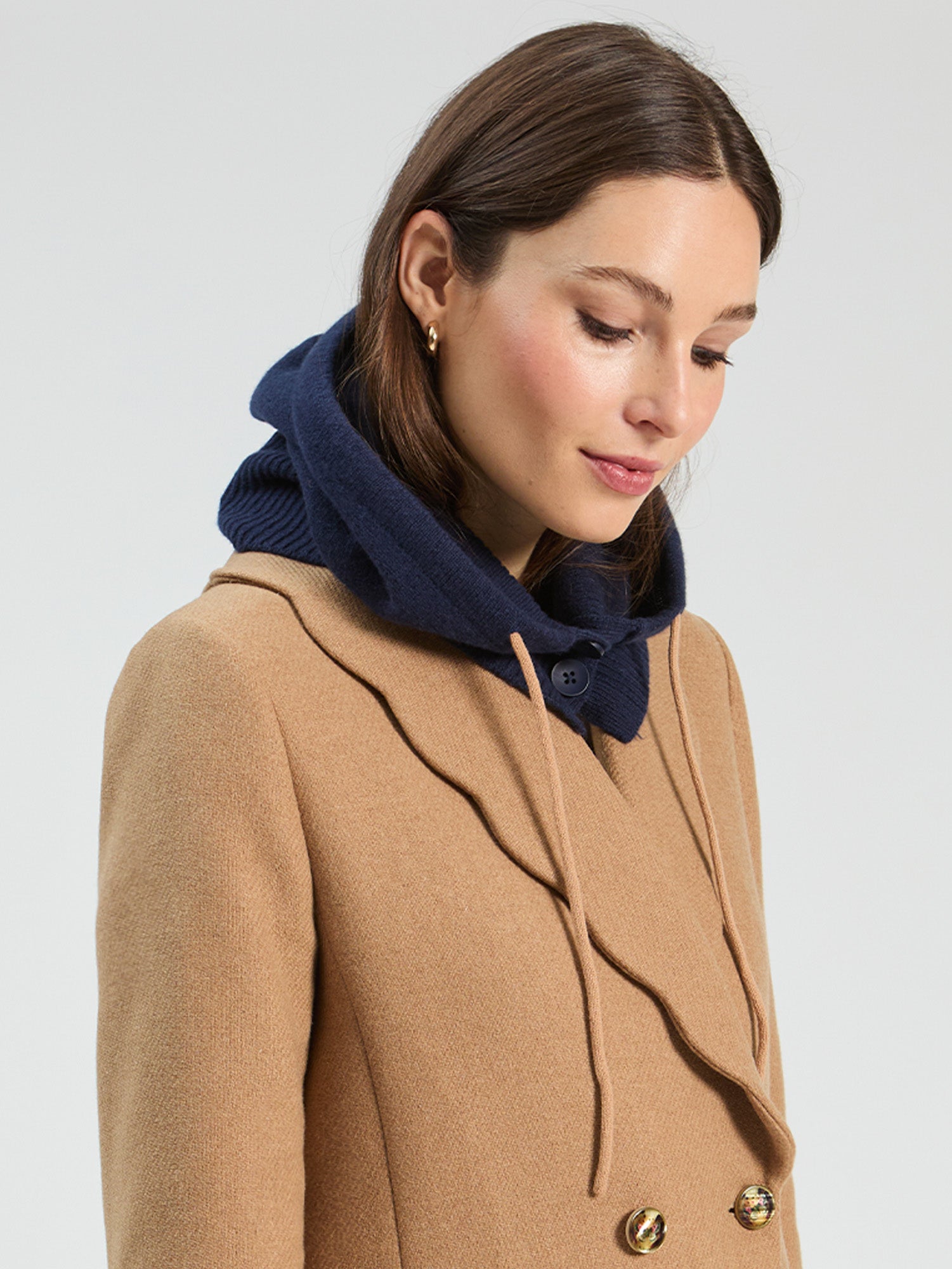 NAVY AND GREY KNITTED HOOD