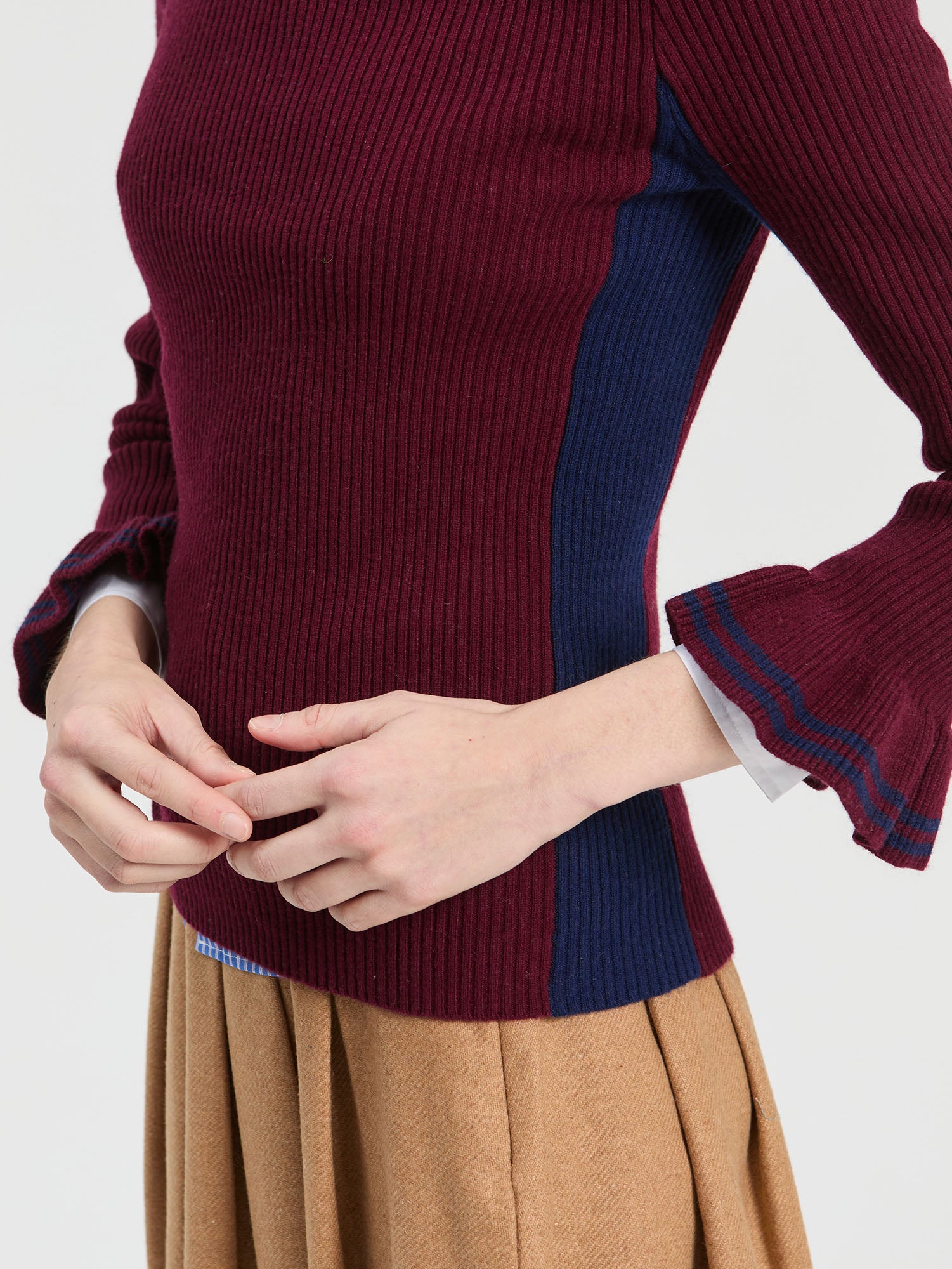 BORDEAUX RUFFLE CHANNEL JUMPER