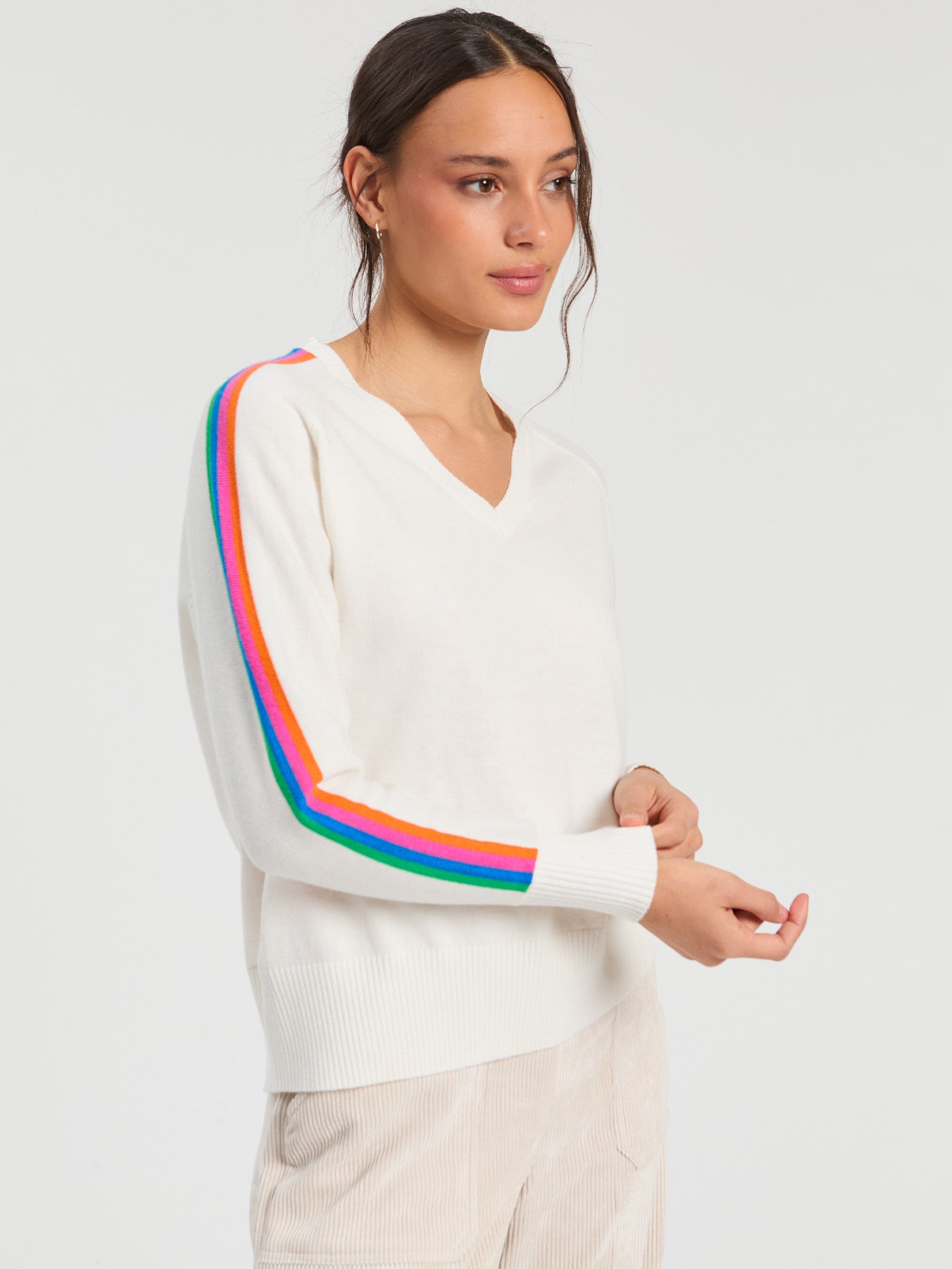 RAW MULTICOLORED V-NECK SWEATER