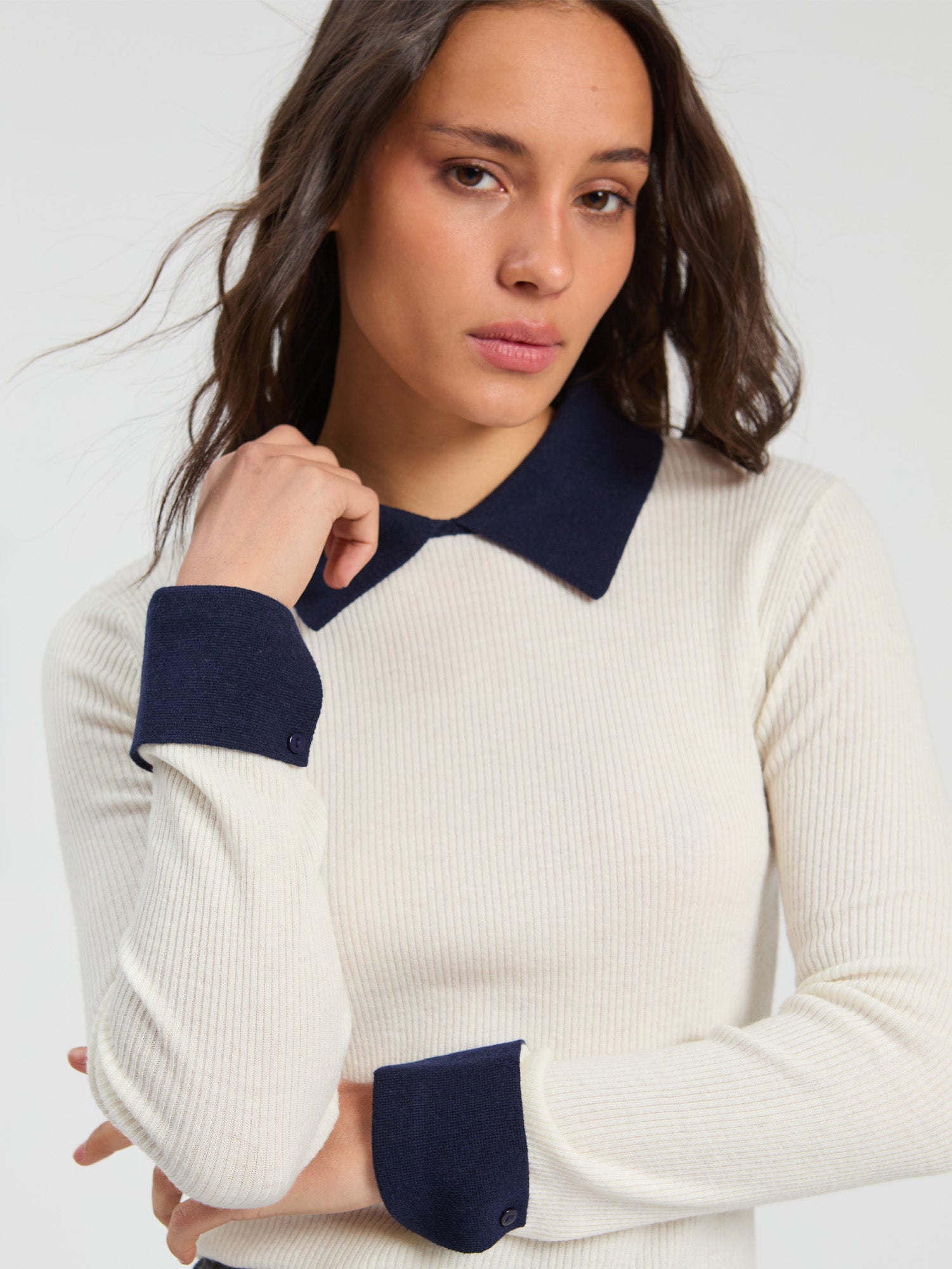 JERSEY CANALE CRUDO CUELLO CAMISERO