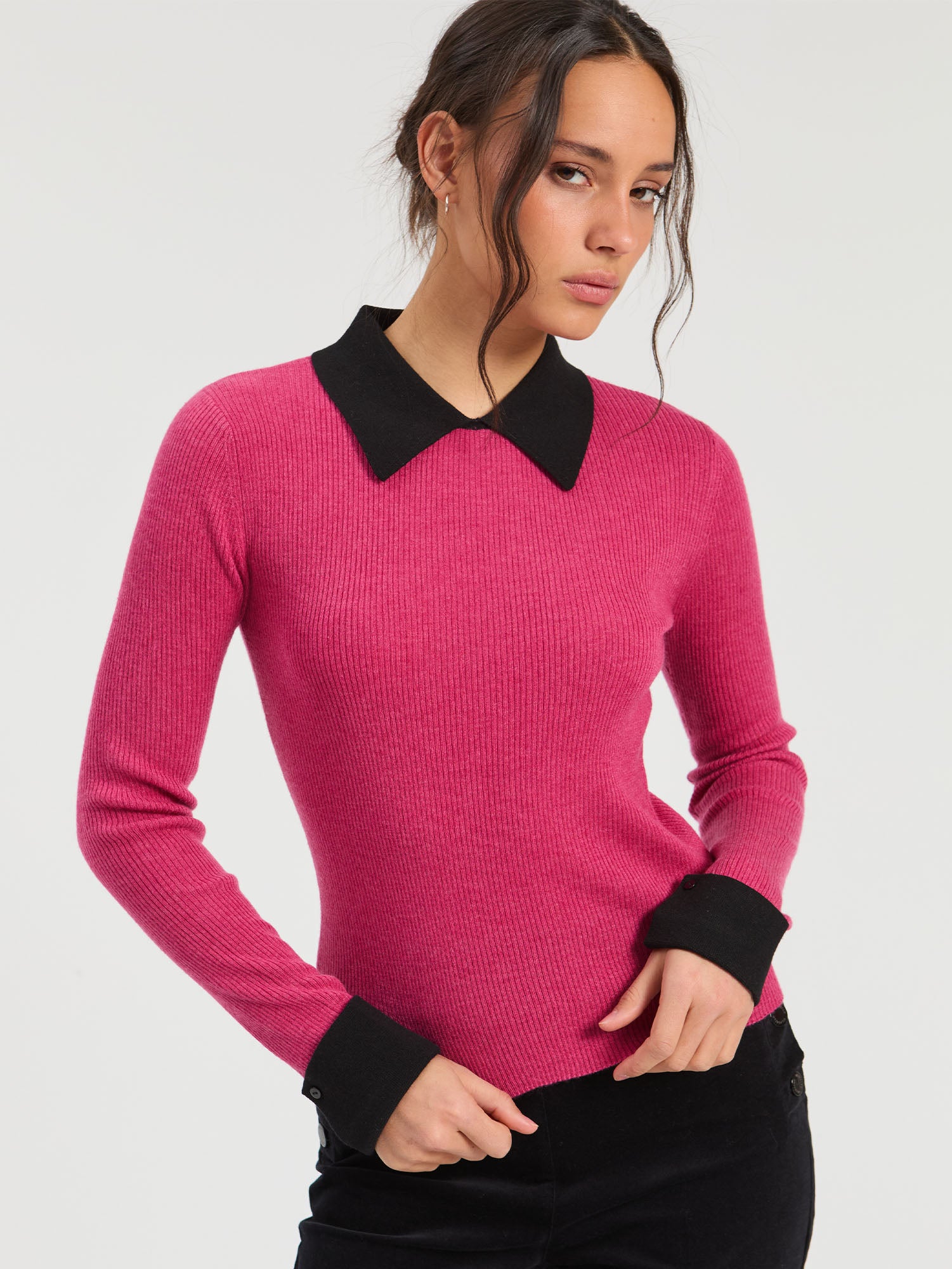 FUCHSIA RIBBED JERSEY BLACK NECK