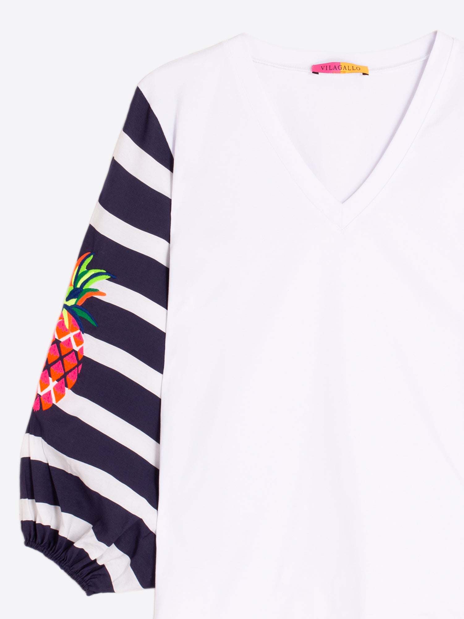 CAMISETA MANGAS RAYAS PIÑA BORDADA