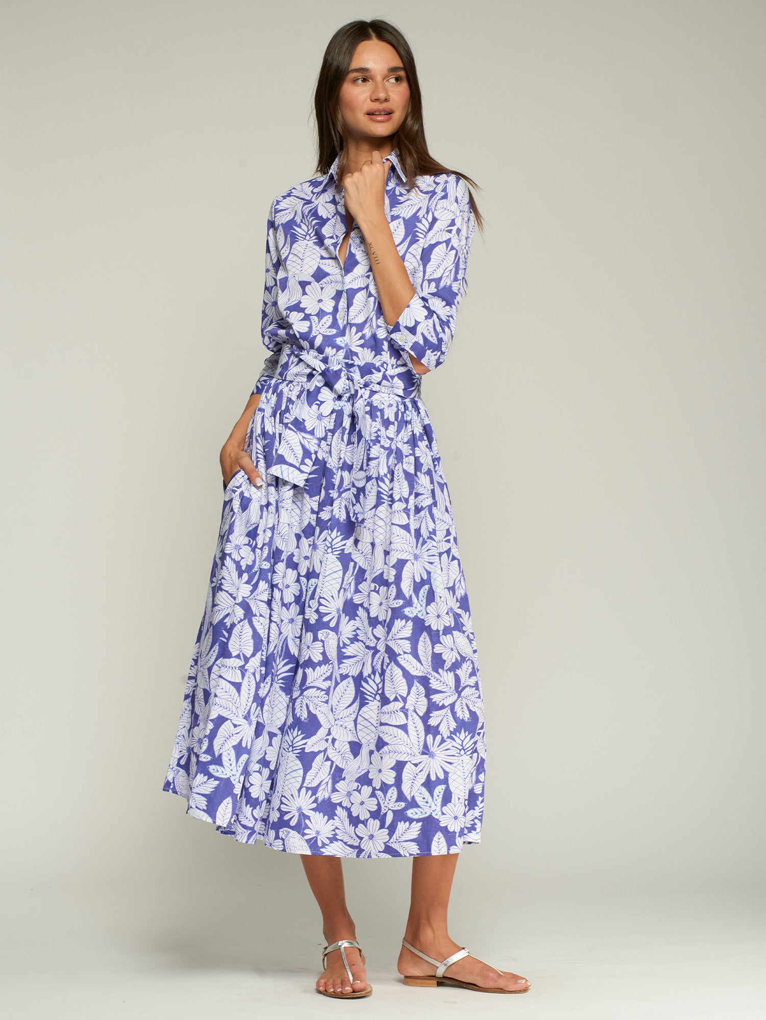 FALDA AZUL ESTAMPADO FLORAL LAZO
