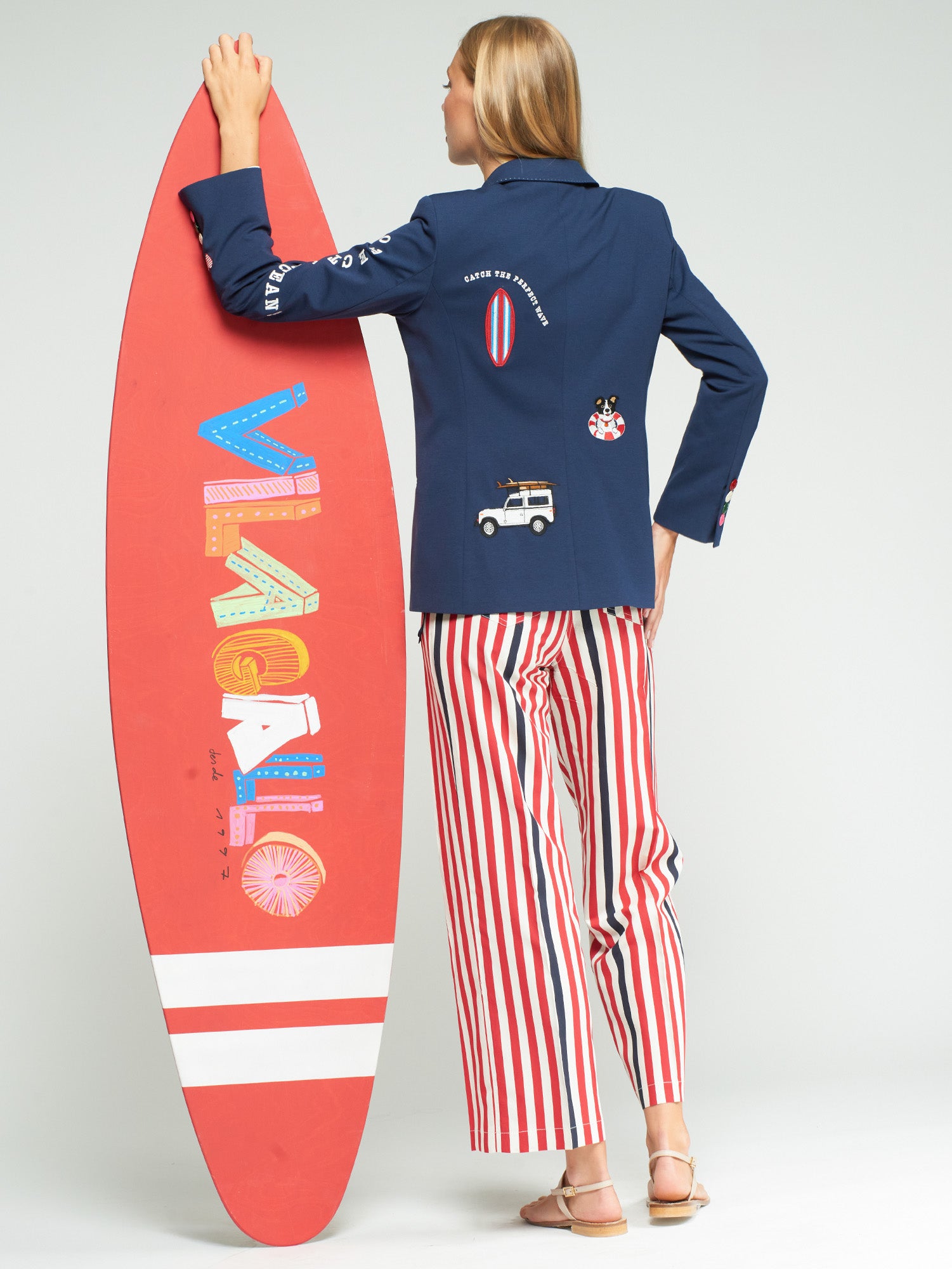 CHAQUETA AZUL MARINO ILUSTRACIONES VIAJERAS