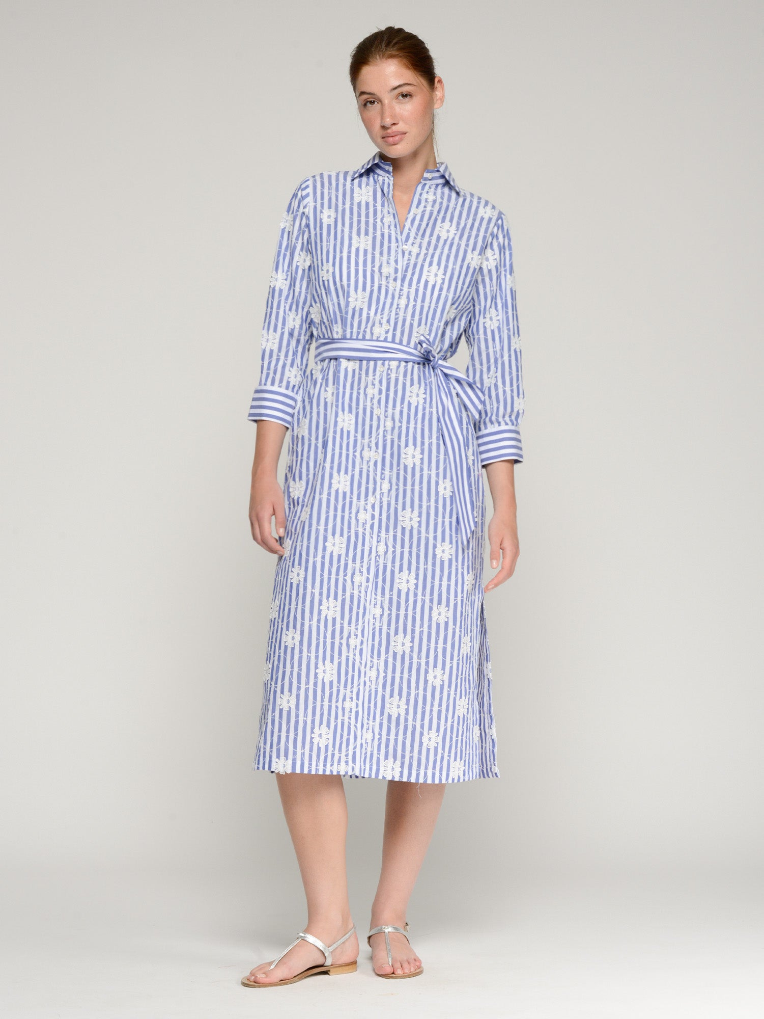 VESTIDO CAMISERO RAYAS AZUL Y FLORAL BLANCO