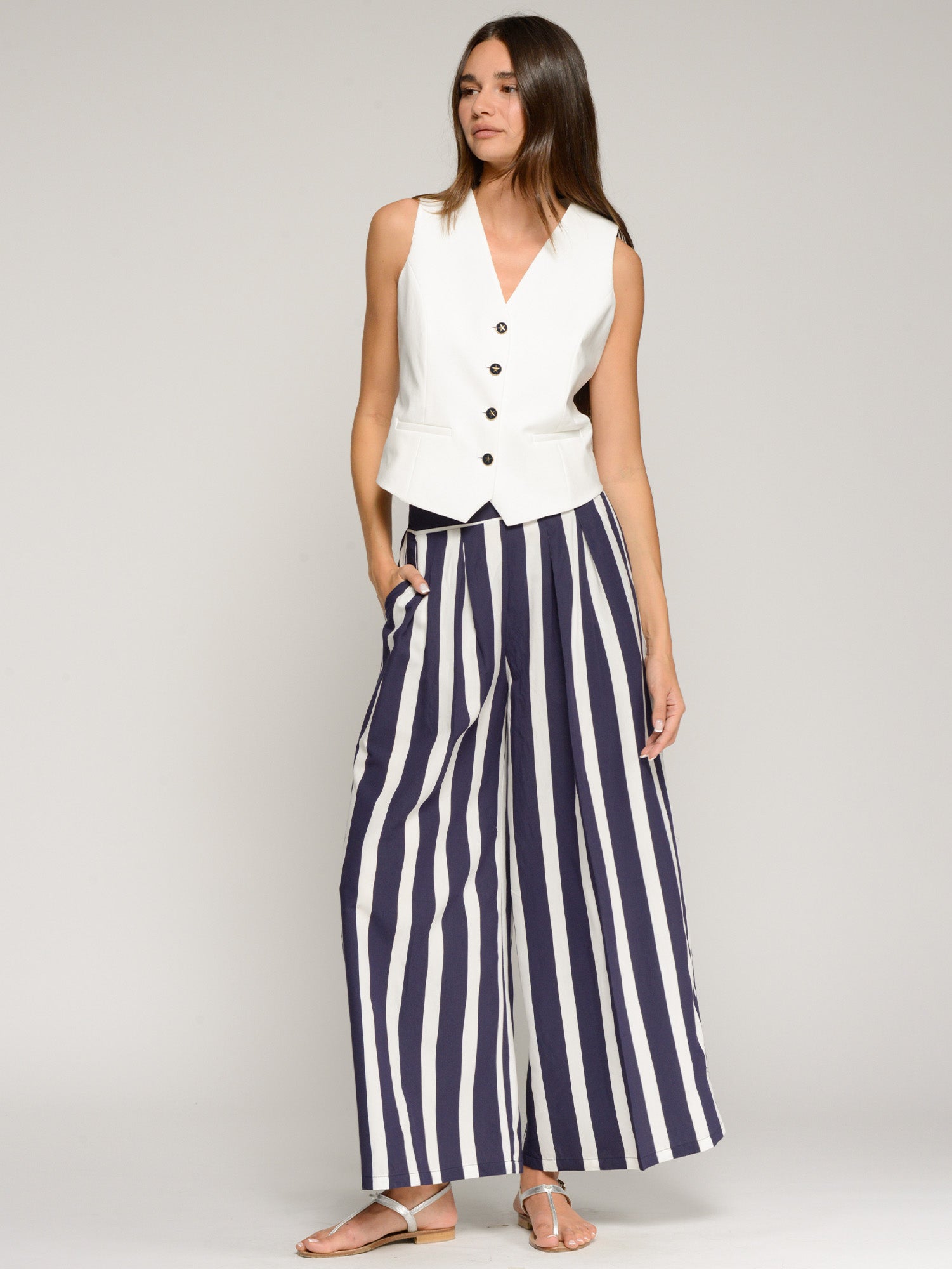 PANTALÓN PALAZZO DE RAYAS MARINERAS EN AZUL MARINO