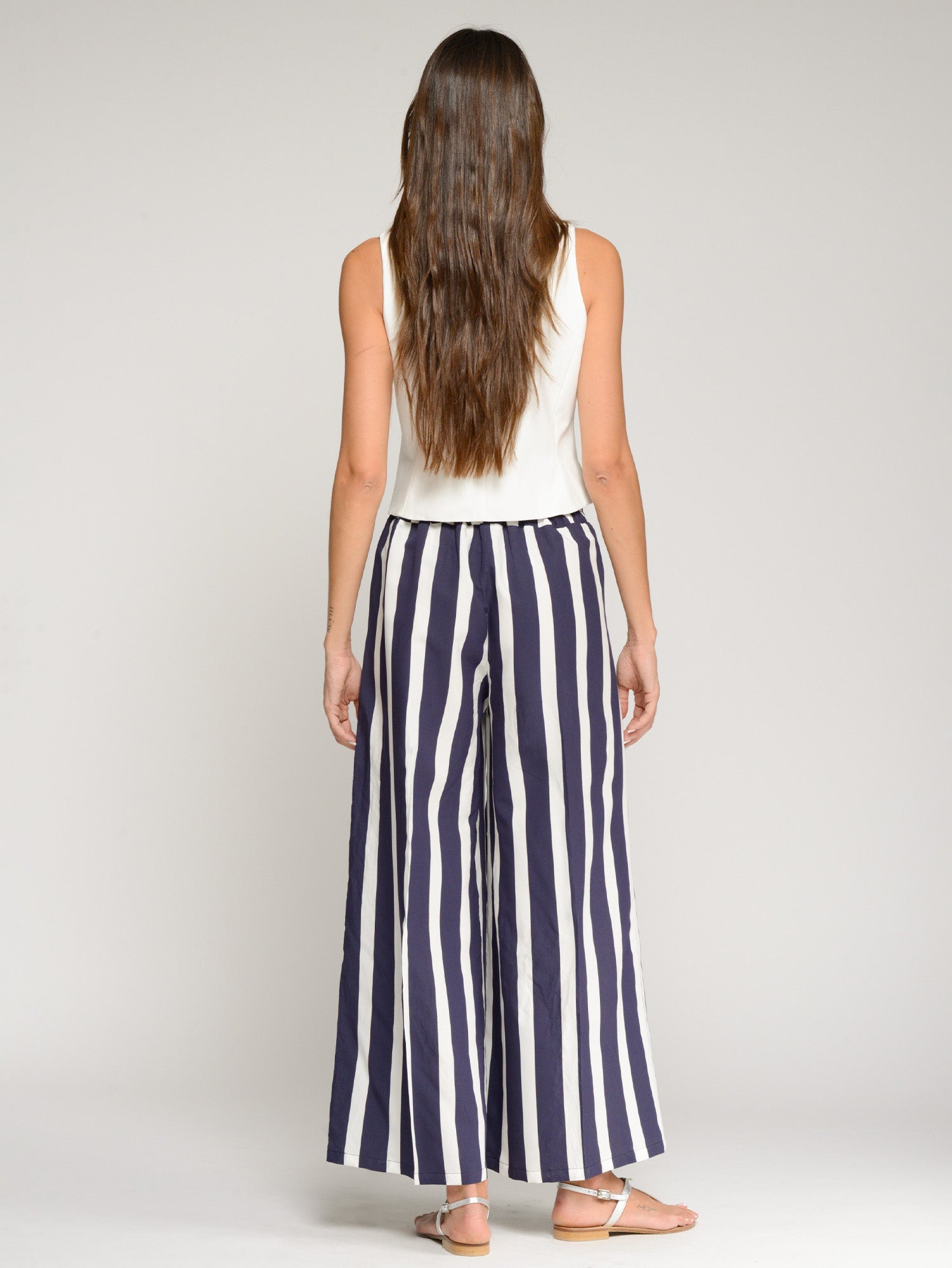 PANTALÓN PALAZZO DE RAYAS MARINERAS EN AZUL MARINO